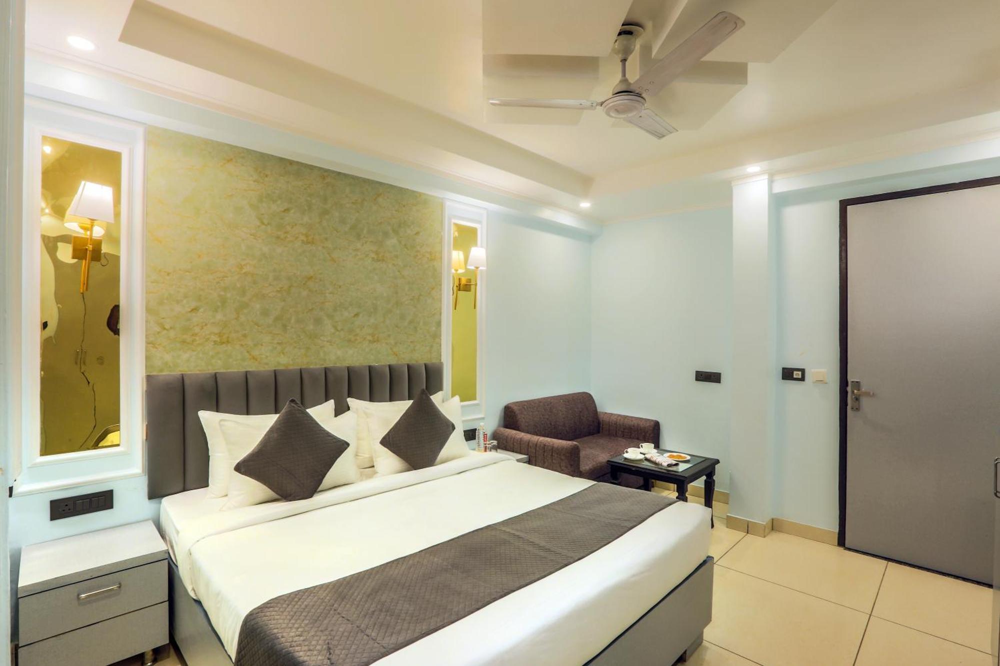 Aerostay Empire Near Igi Airport