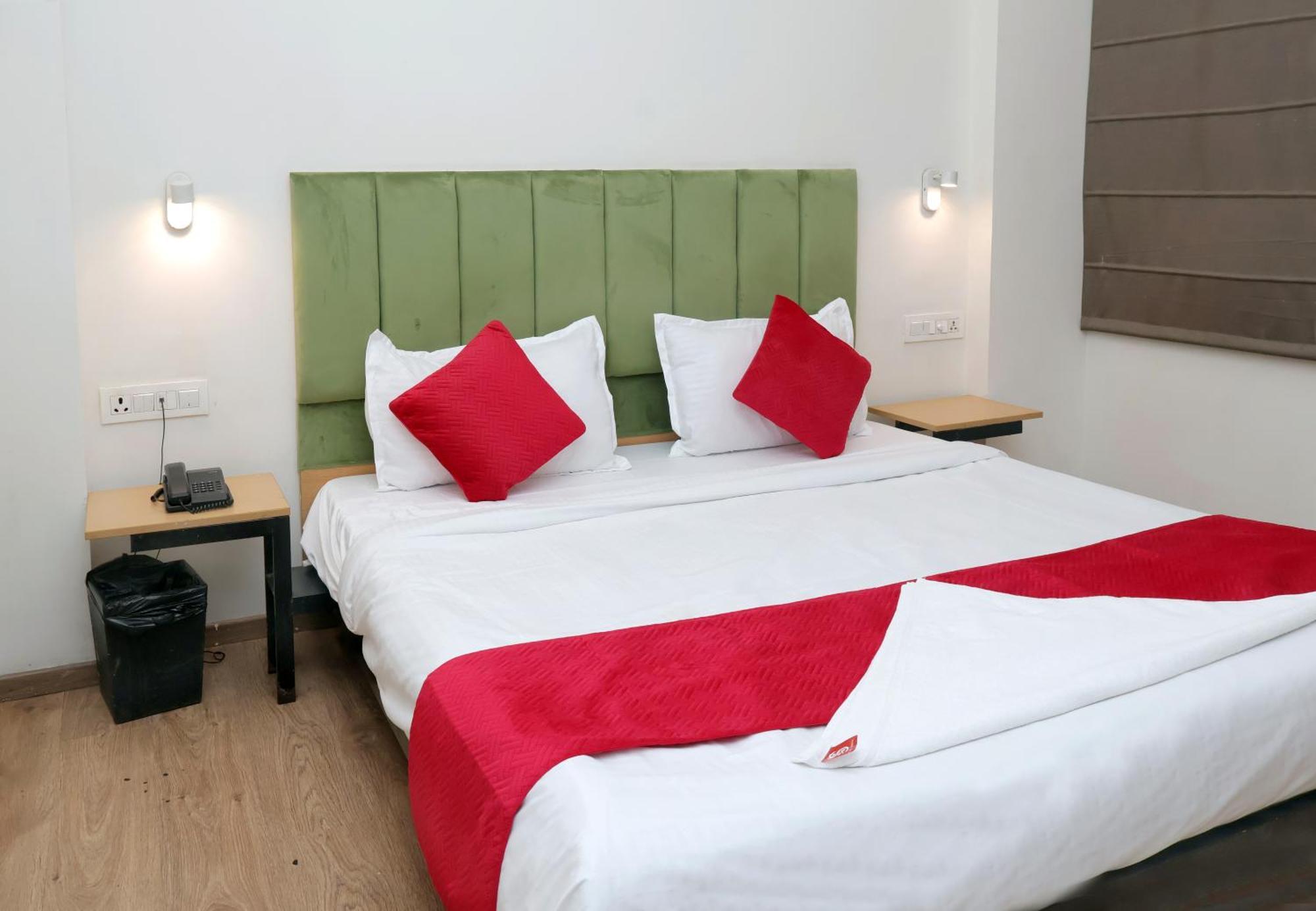 Hotel 7 Star 3*
