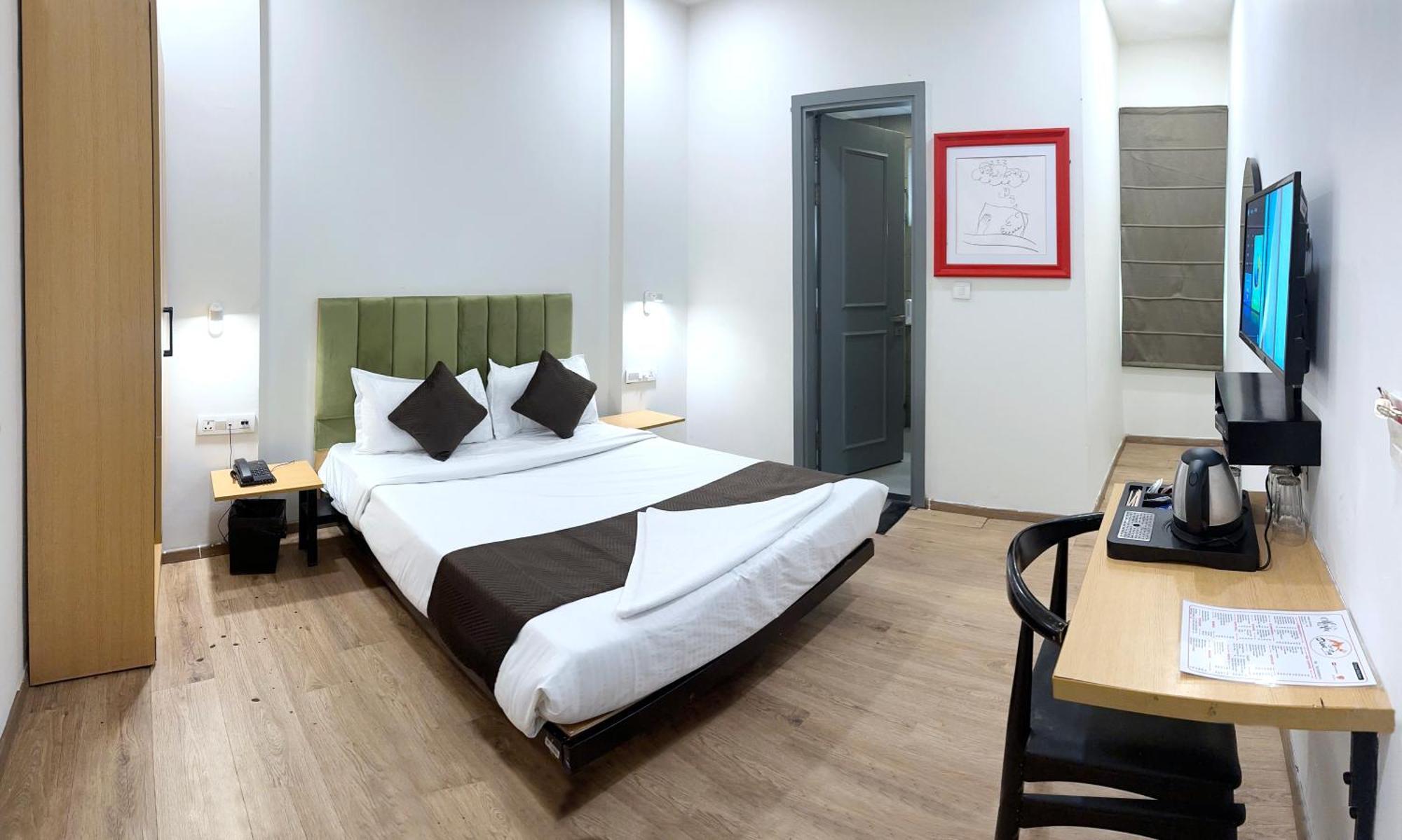 7 Star 3* Delhi (National Capital Territory of India)