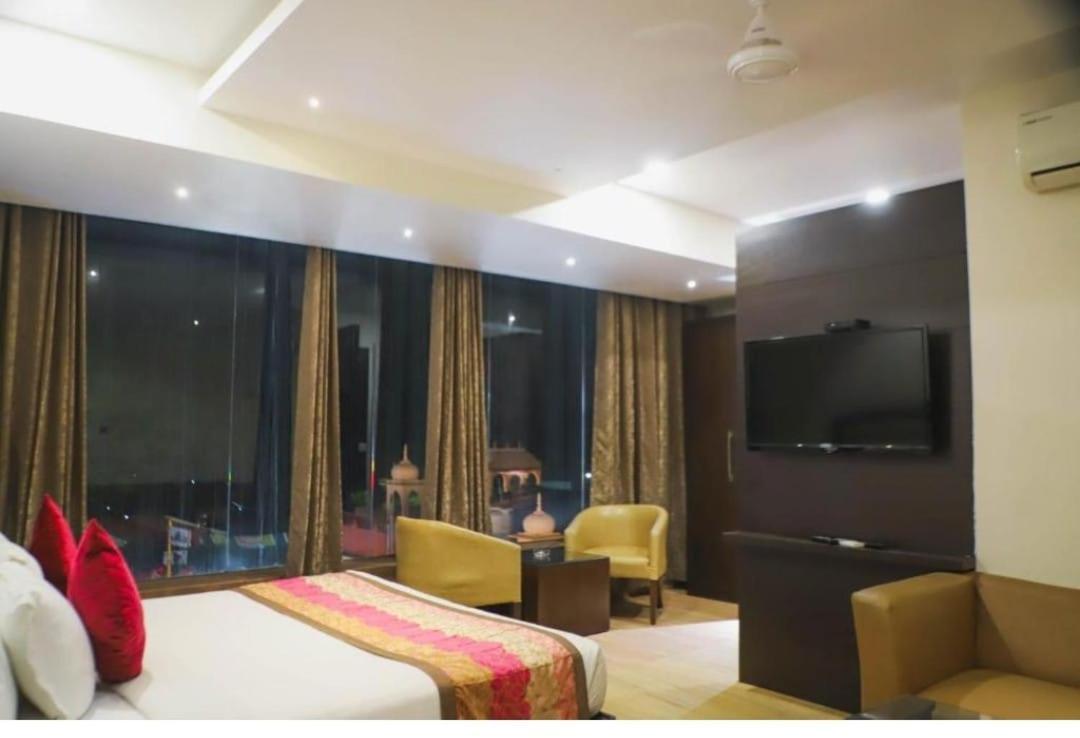 Hotel Classy Twilight New Delhi