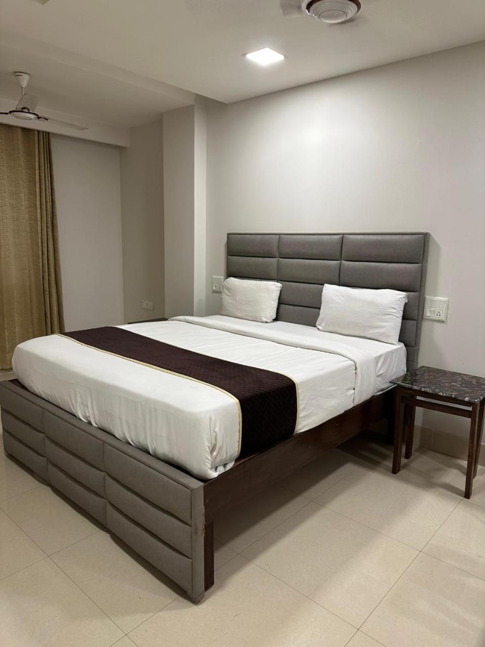 Amenda Prime Airport Mahipalpur Hotel