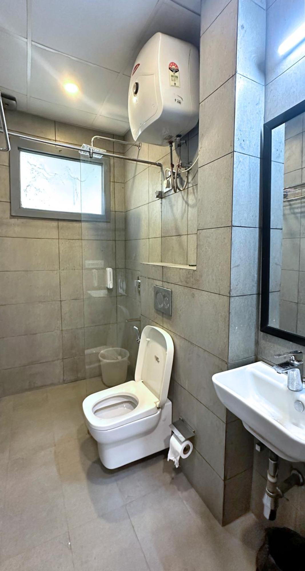 Hotel 7 Star 3*