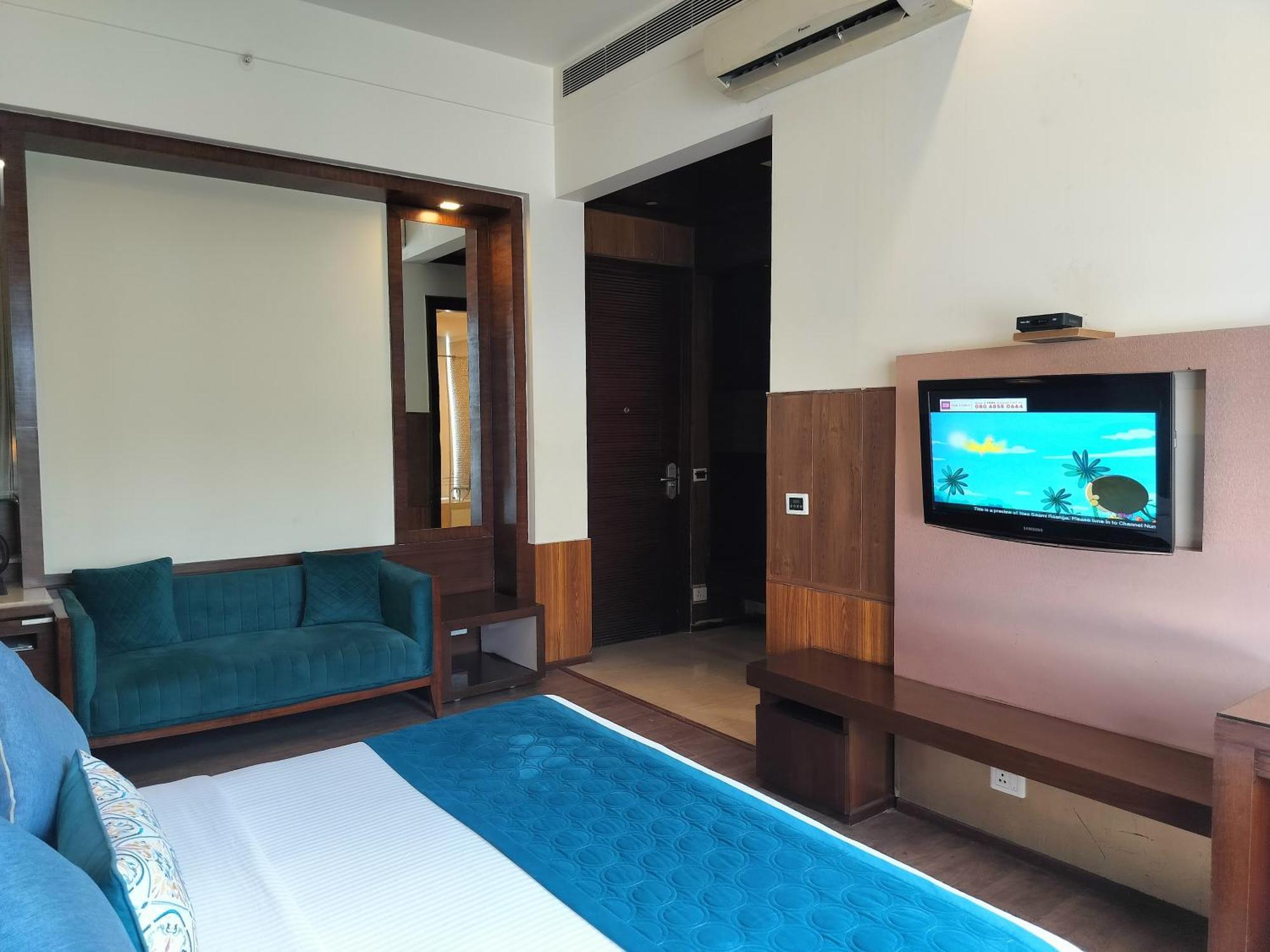 Oodles Chhattarpur South Delhi New Delhi