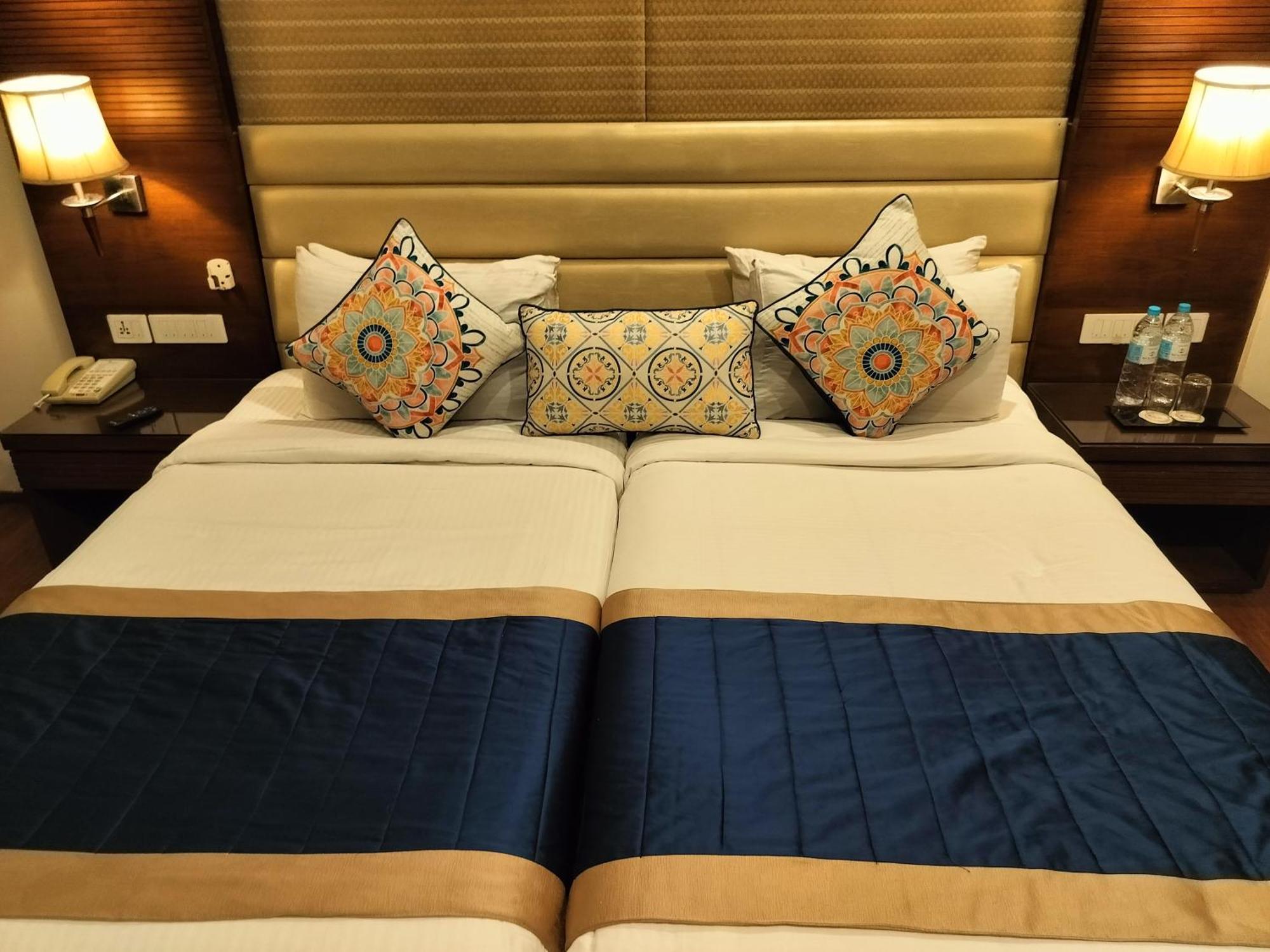 Oodles Chhattarpur South Delhi Hotel New Delhi