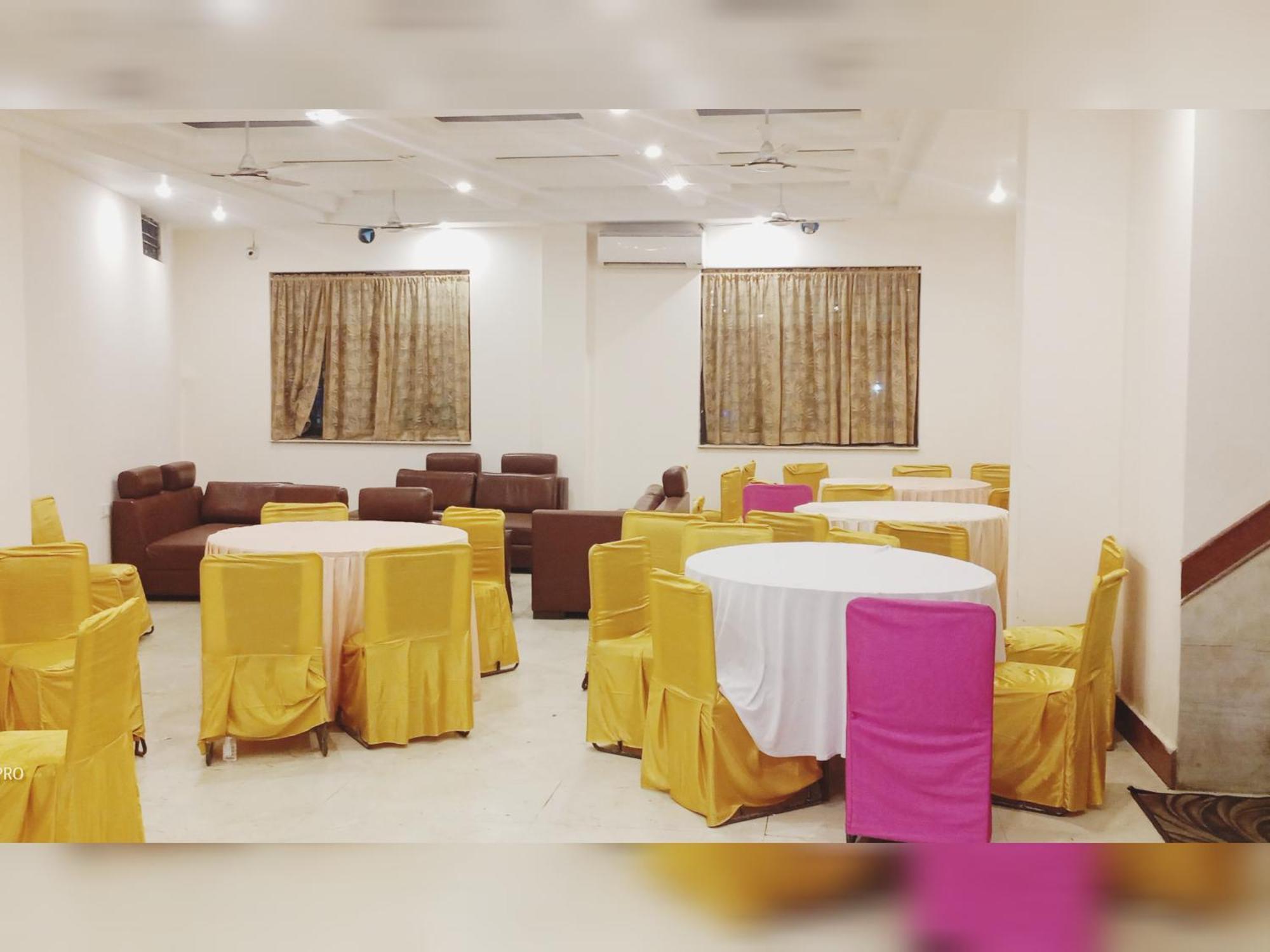 Hotel Amenda Prime Airport Mahipalpur Nova Deli