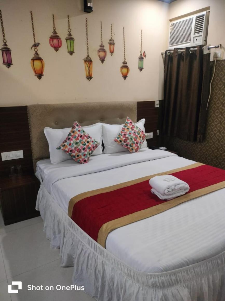 Hotel Classy Twilight New Delhi