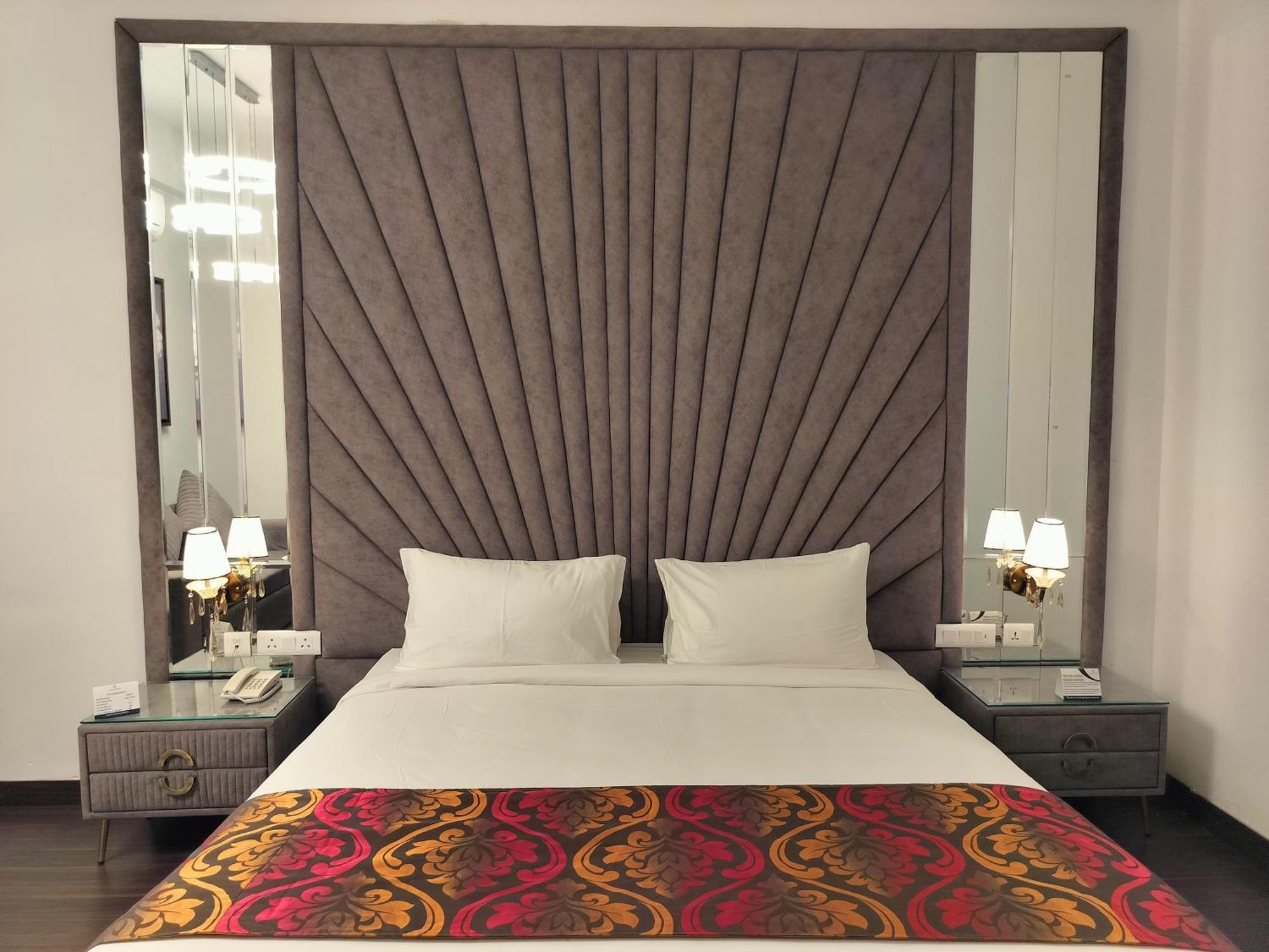 Hotel Bel-la Monde Nh8 At 6km From Igi Airport Delhi New Delhi