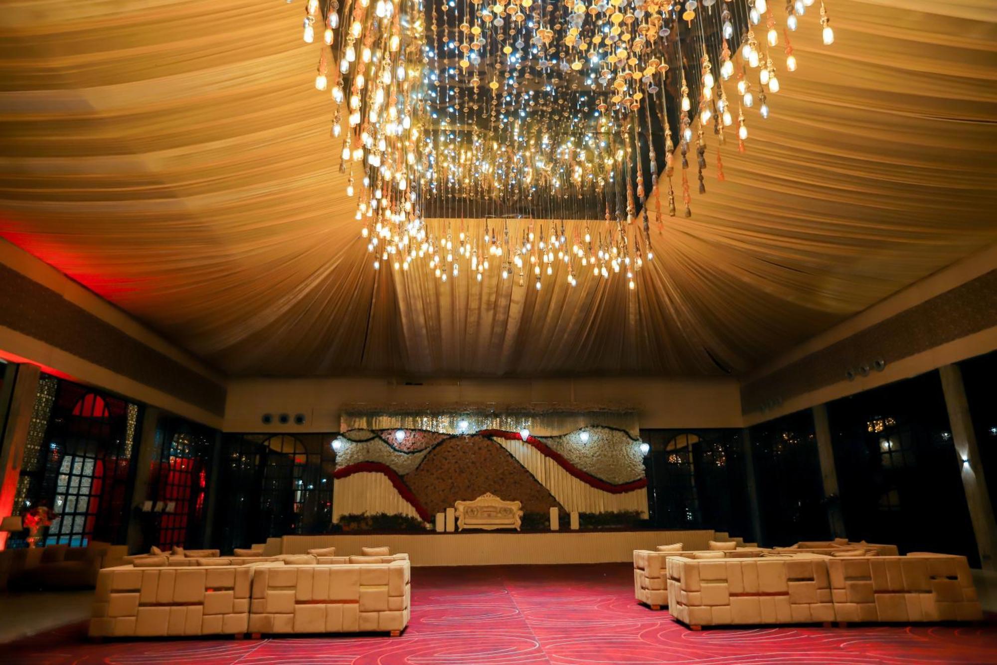Bel-la Monde Nh8 At 6km From Igi Airport Delhi 4*