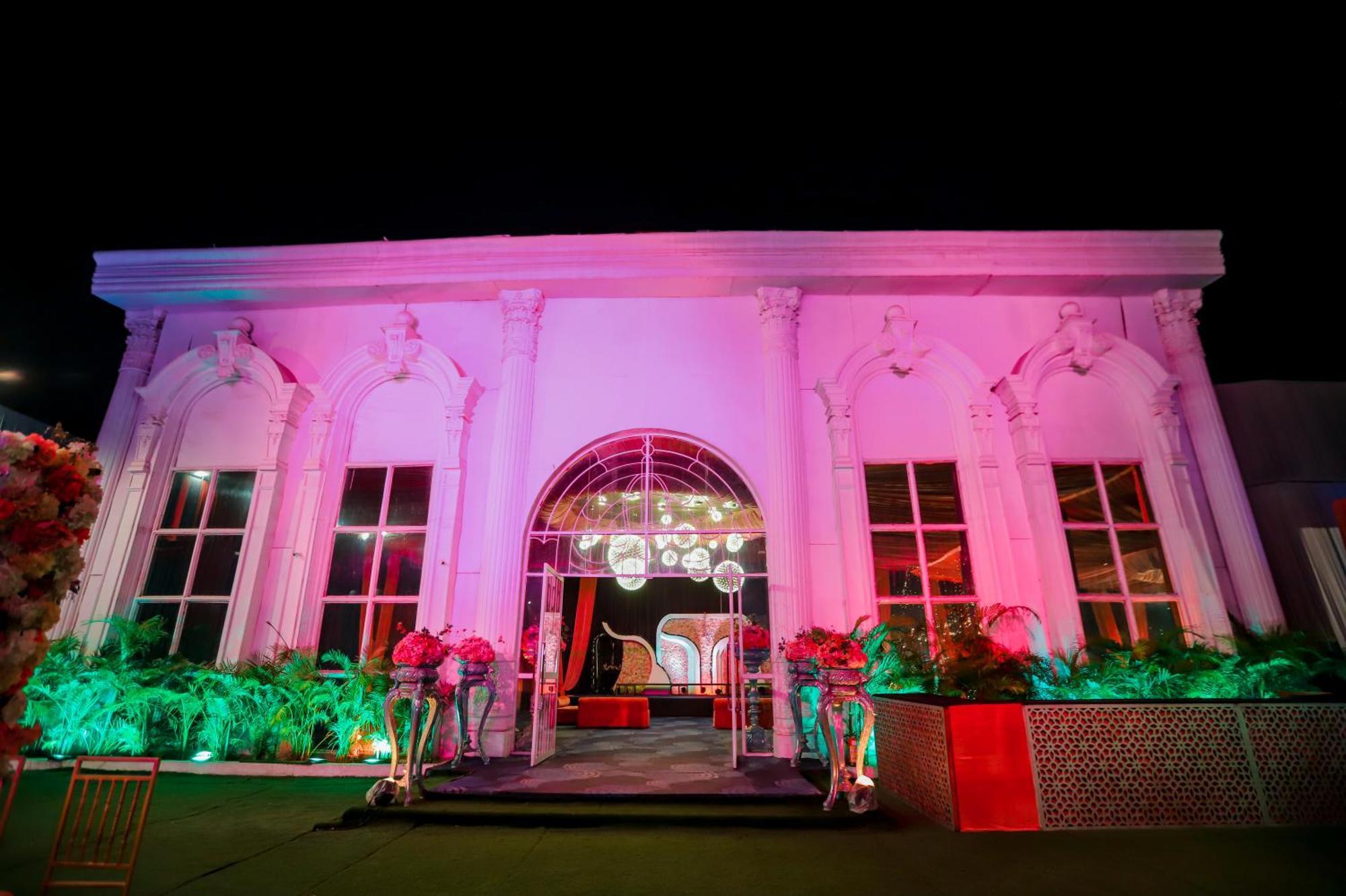 Hotel Bel-la Monde Nh8 At 6km From Igi Airport Delhi 4*