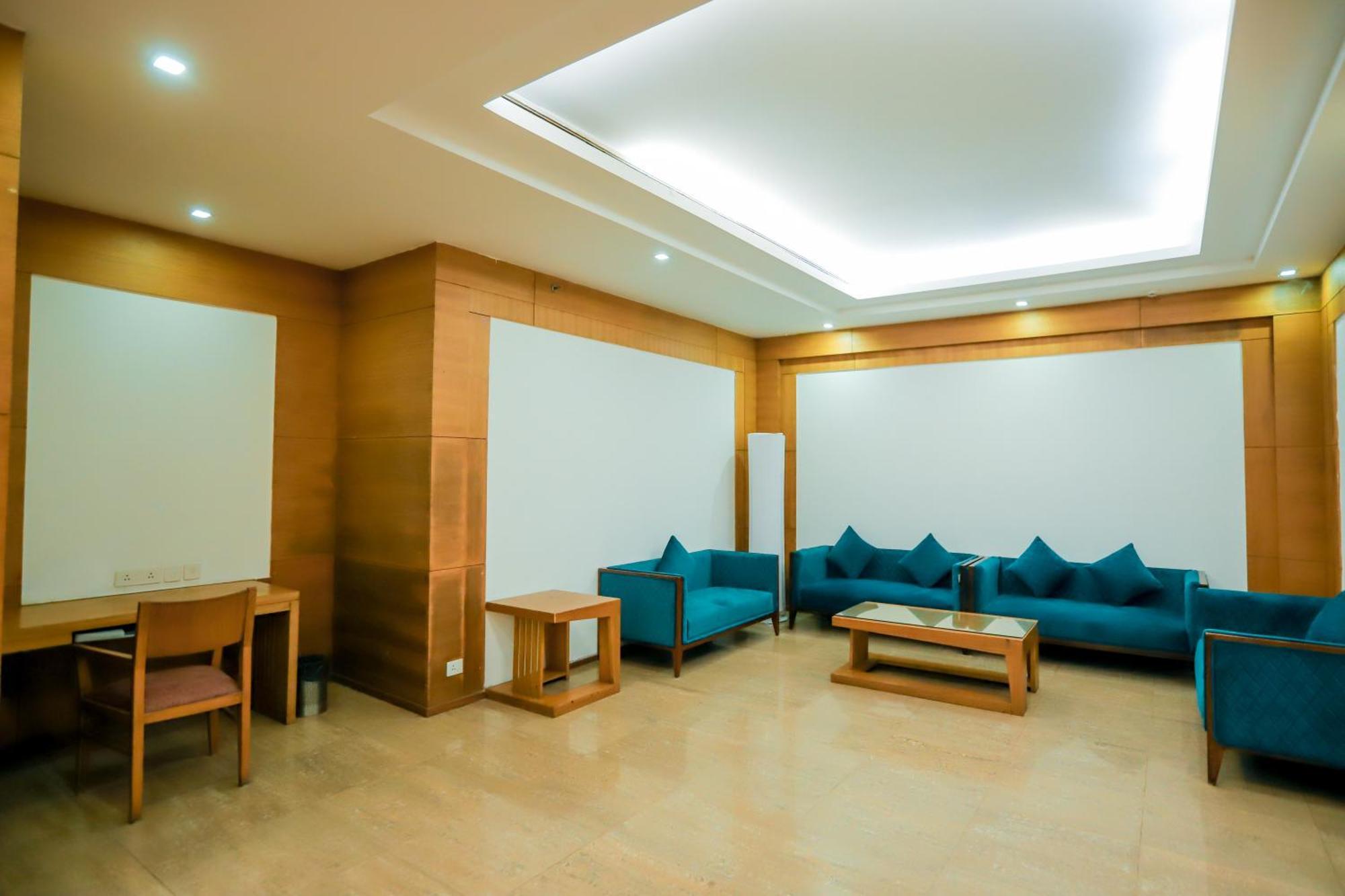 Hotel Oodles Chhattarpur South Delhi New Delhi