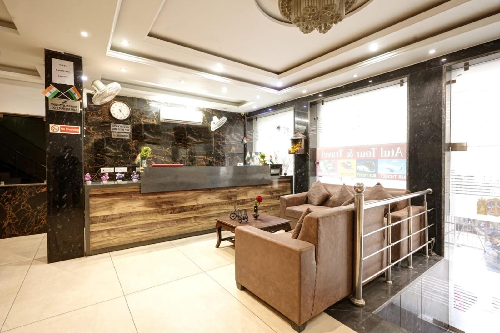 Hotel Clayton Near Igi Delhi Airport 4*
