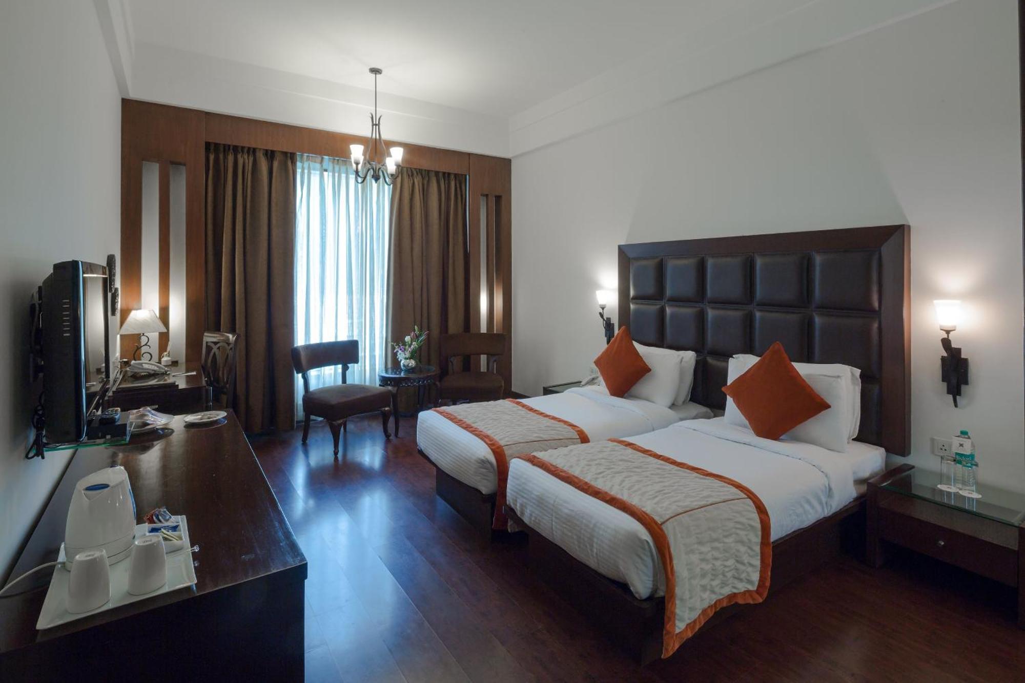 Bel-la Monde Nh8 At 6km From Igi Airport Delhi 4* New Delhi