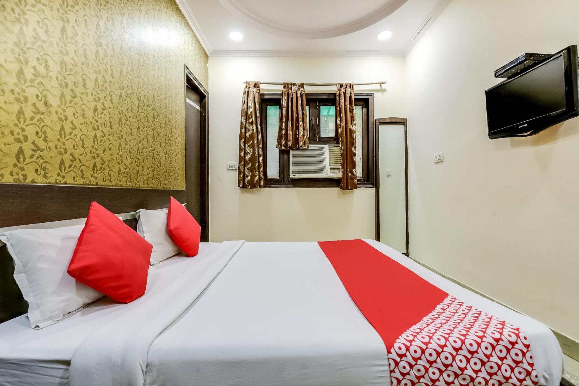 Hotel O Kamal Palace Dx