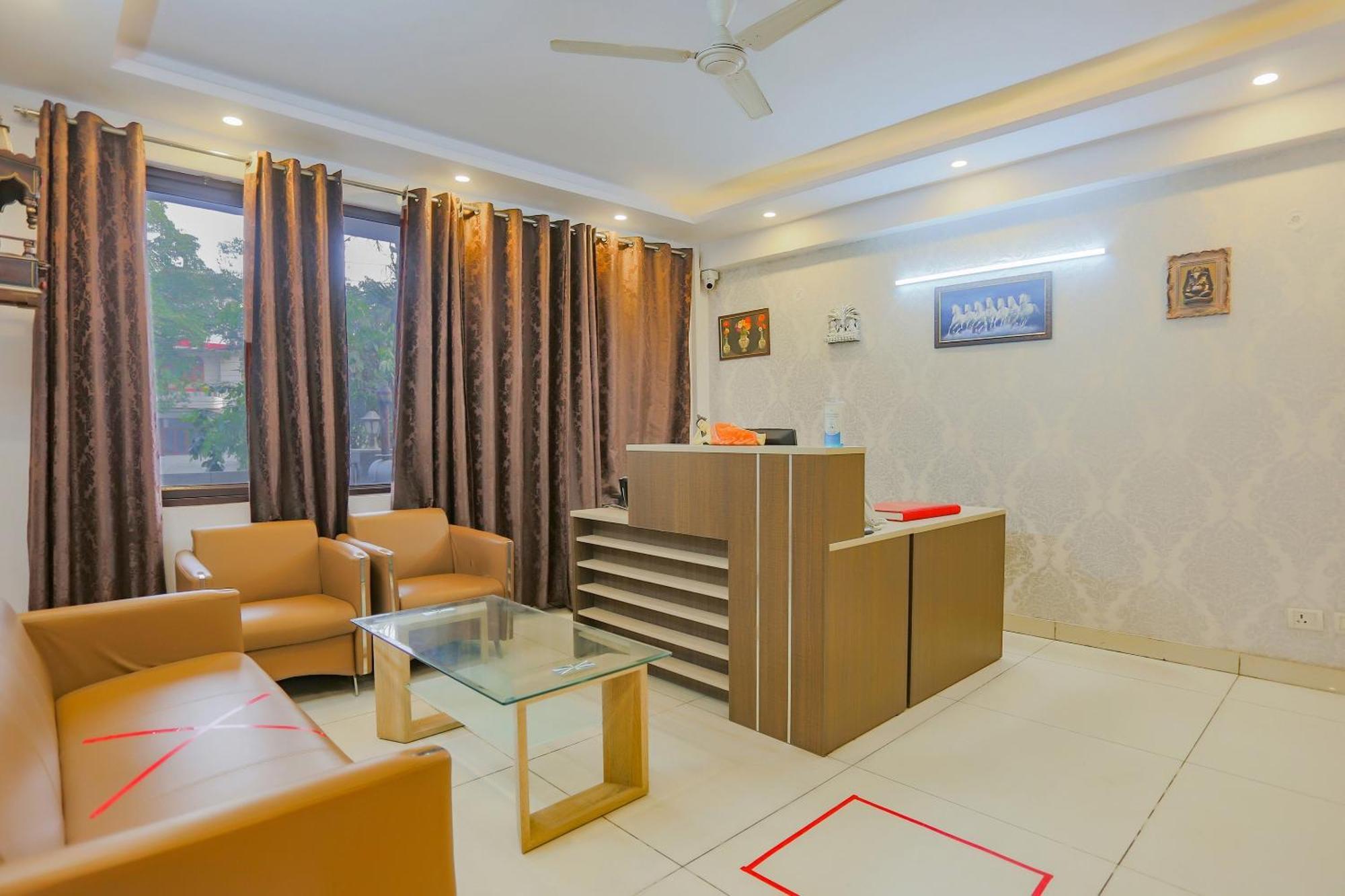 Collection O Essendi Hospitalities Llp Hotel 3*