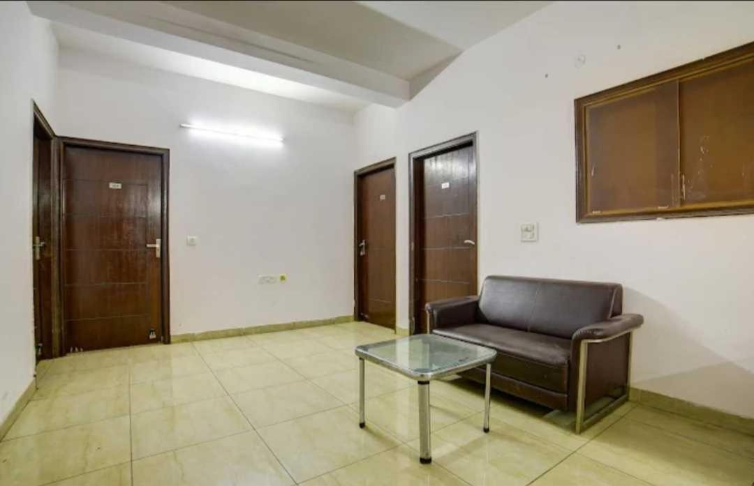 Collection O Essendi Hospitalities Llp Hotel