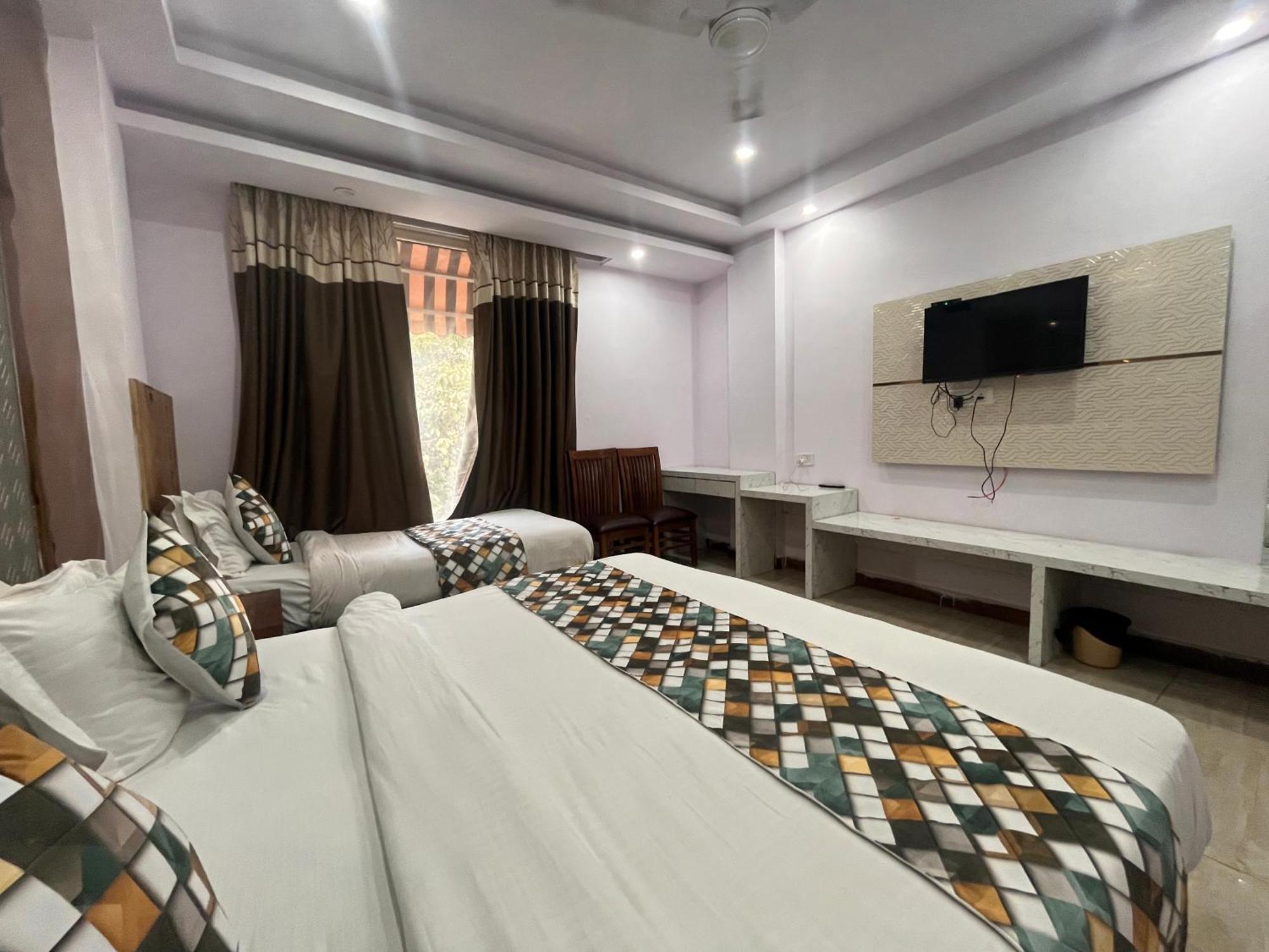 Embassy Near Rk Ashram Metro 4* New Delhi