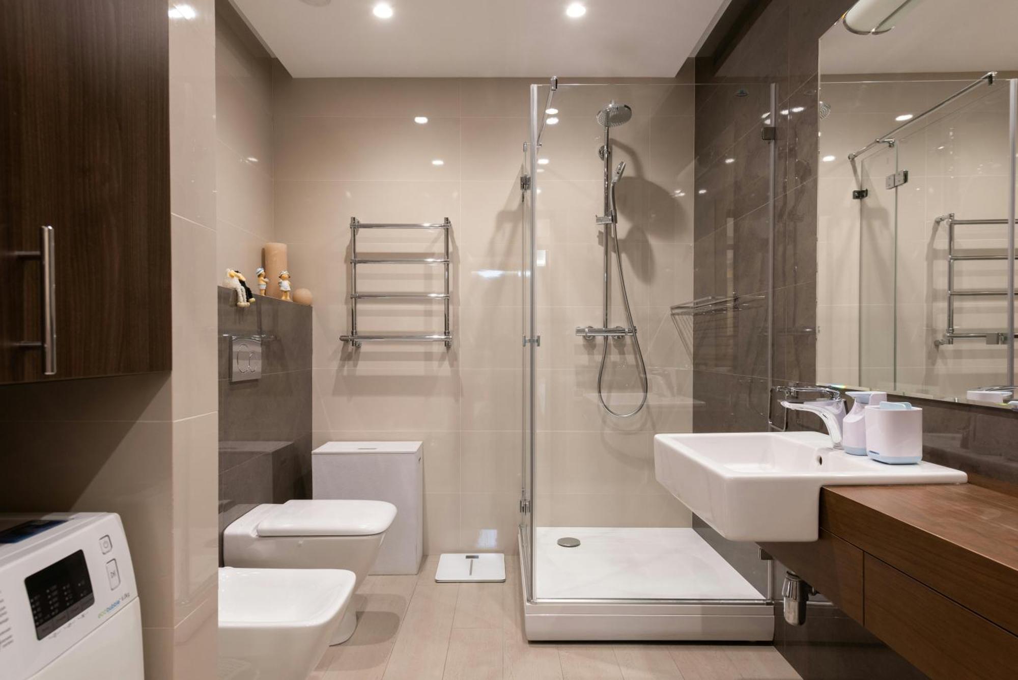Hotel Asian Blue New Delhi