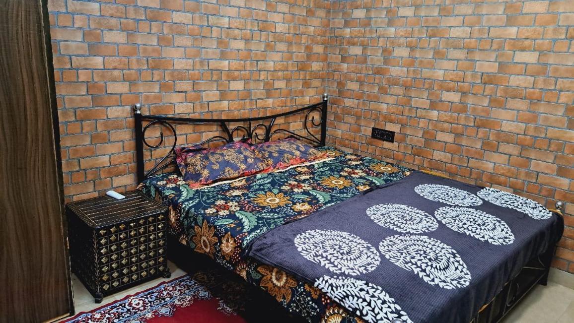 Mughals Apartment *