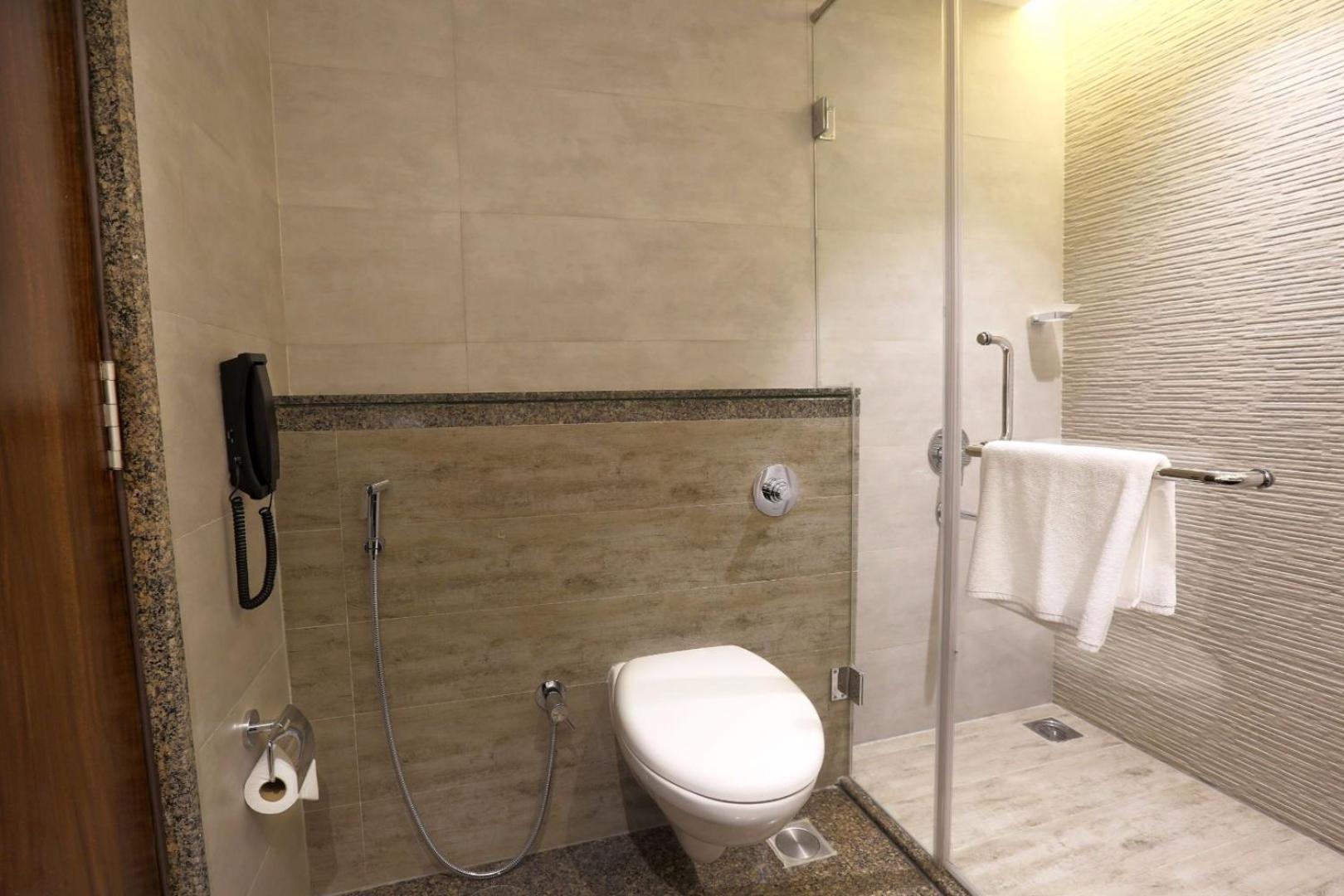 Ambrosia By Igi Airport Hotel New Delhi