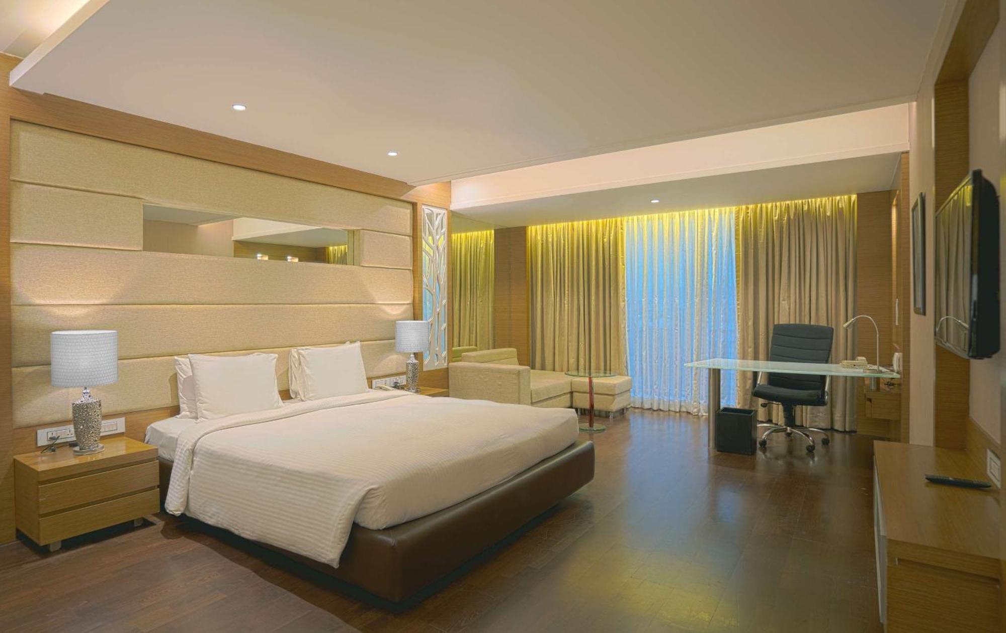Hotel Ambrosia By Igi Airport 4*