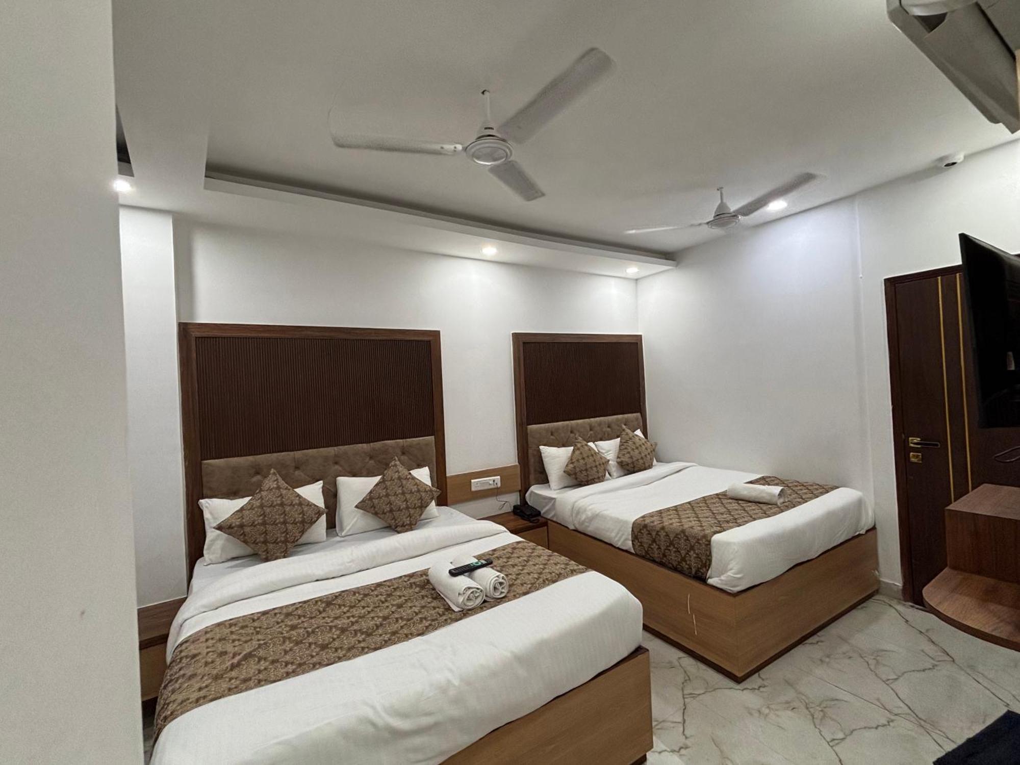 Cg Internationl By Sweet Hotel 4*