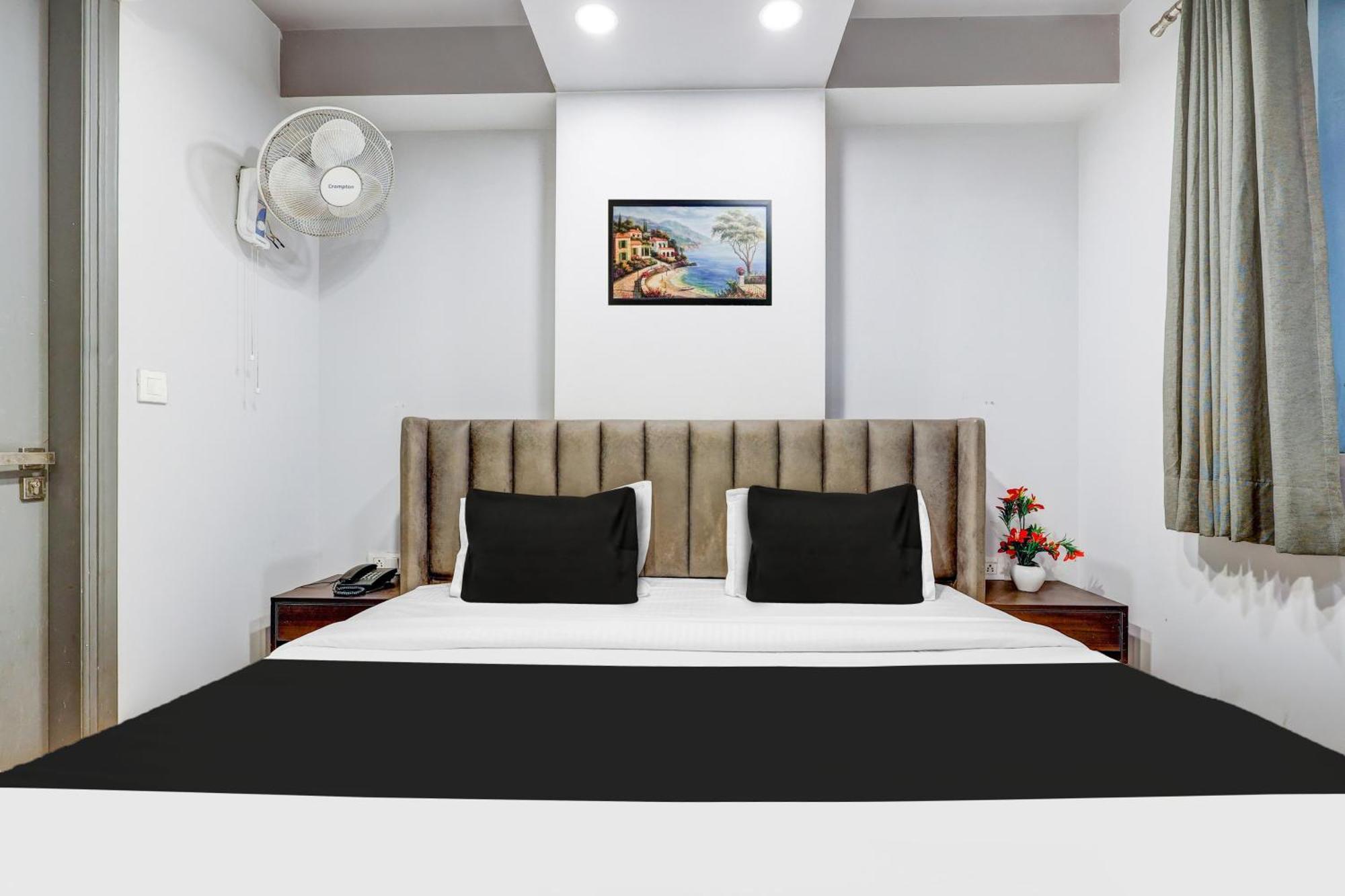 Super Collection O Shalimar Bagh Hotel 4*