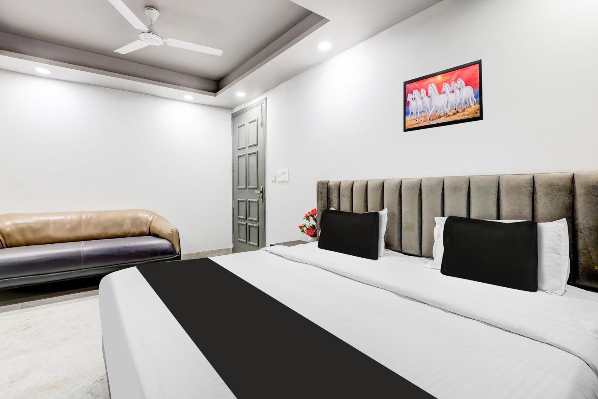 Super Collection O Shalimar Bagh Hotel Delhi (National Capital Territory of India)