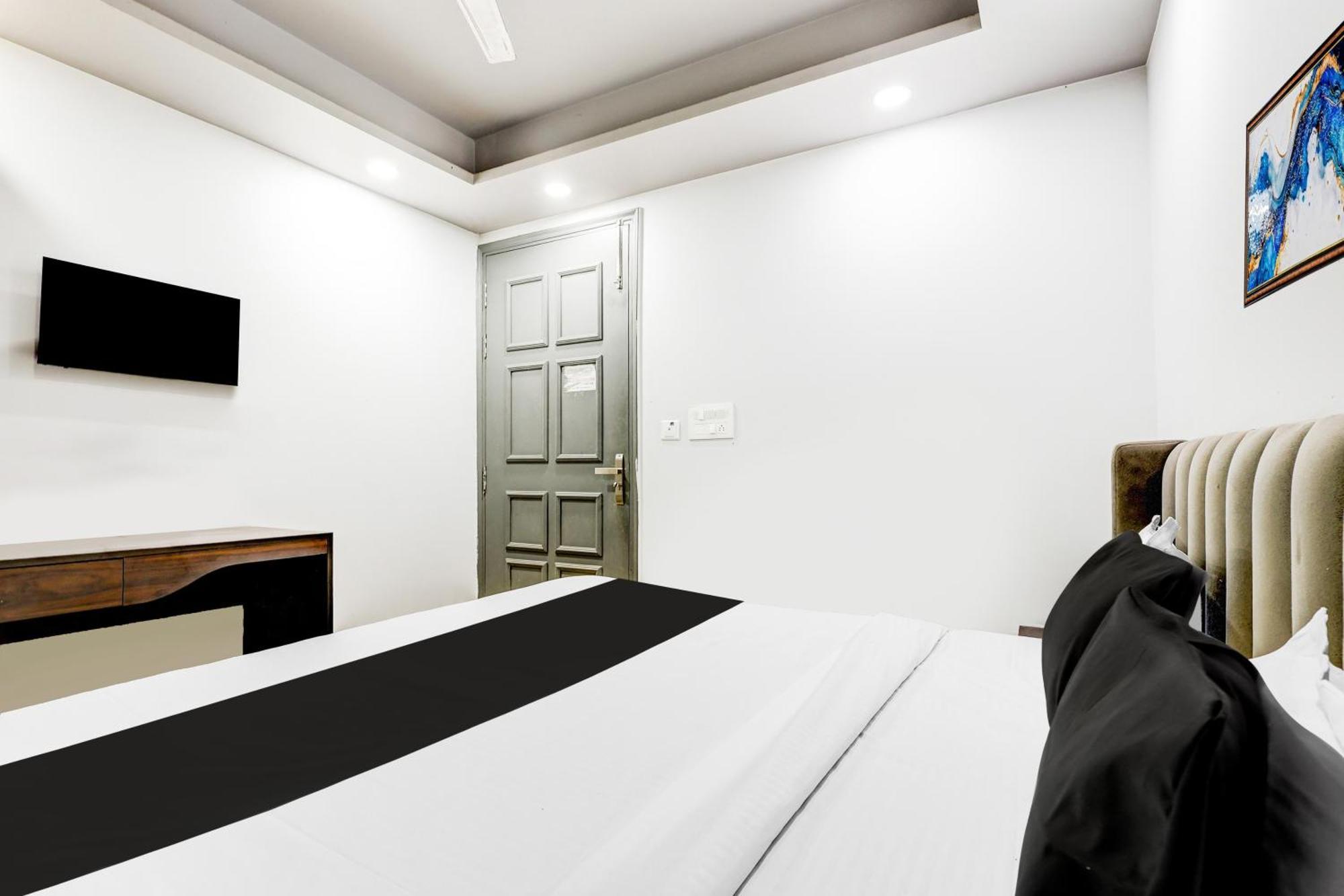 Hotel Super Collection O Shalimar Bagh 4*