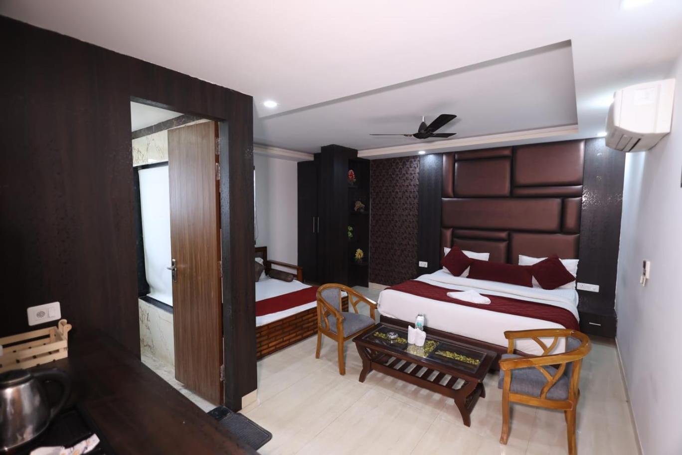 Royal Igi Hotel 3*