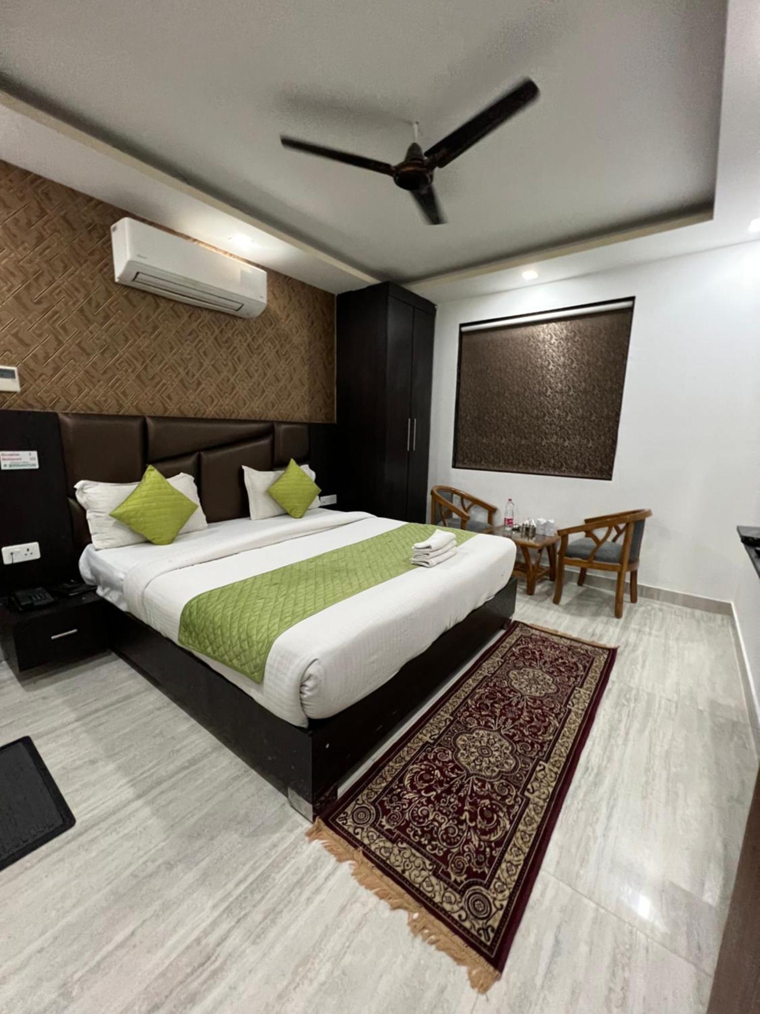 Royal Igi Hotel 3*