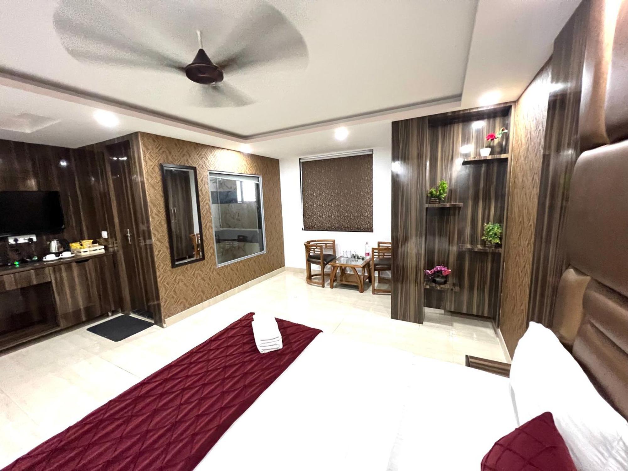 Royal Igi Hotel 3*