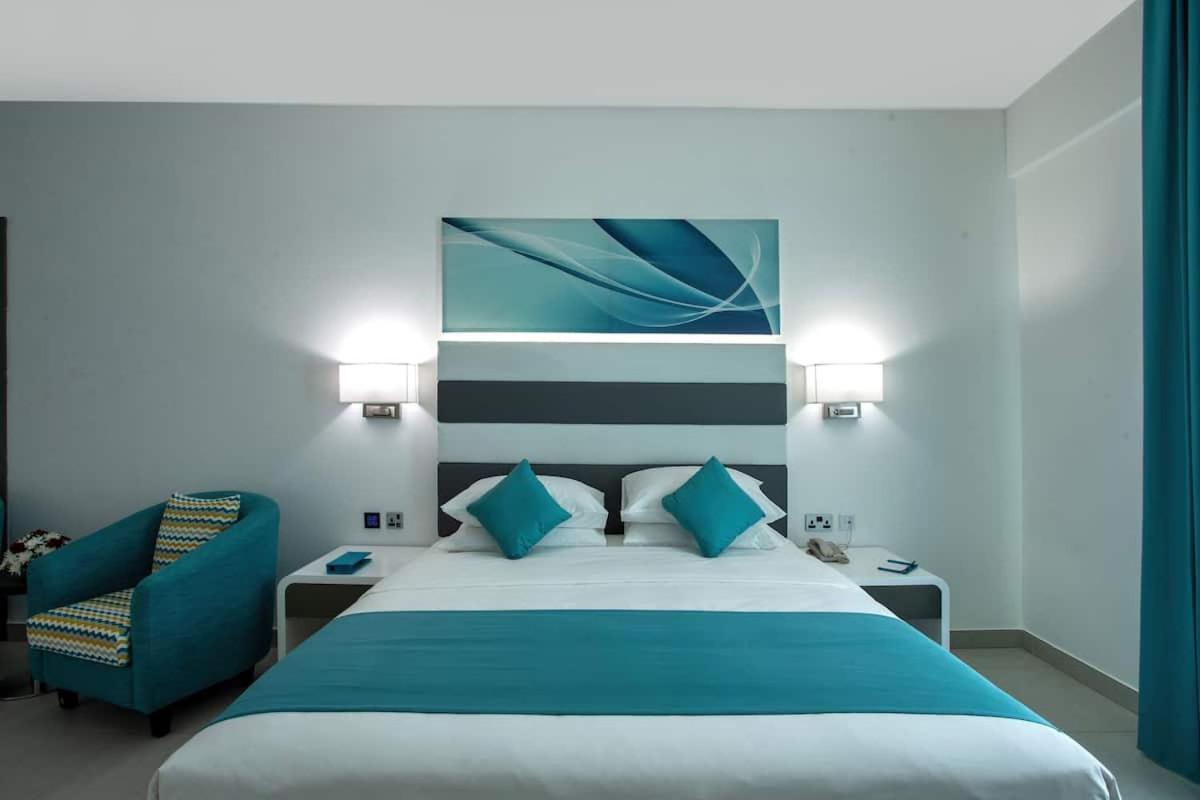 Hotel Gross Inn Near Igi Airport 3*
