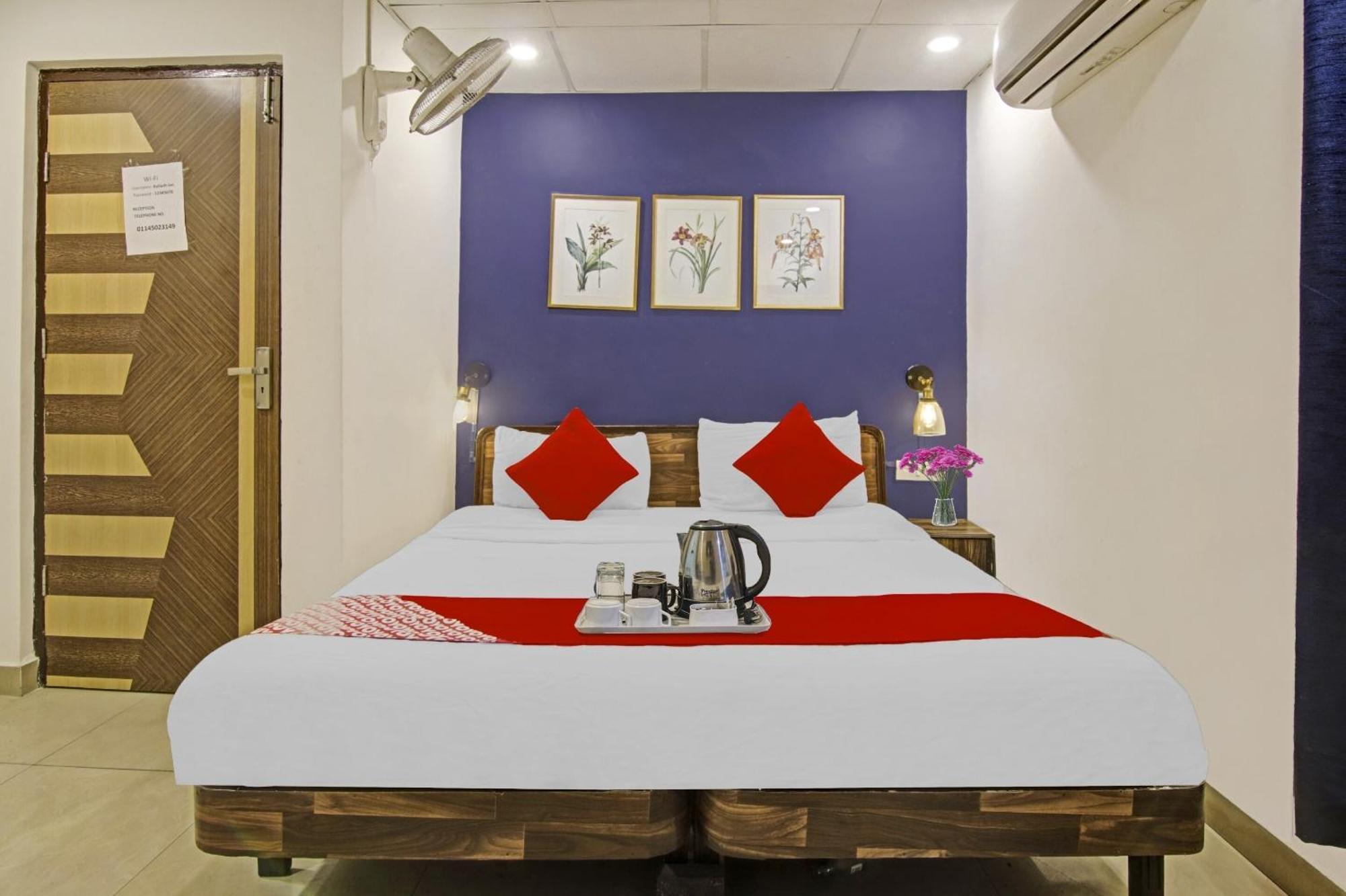 O The Premium Hotel