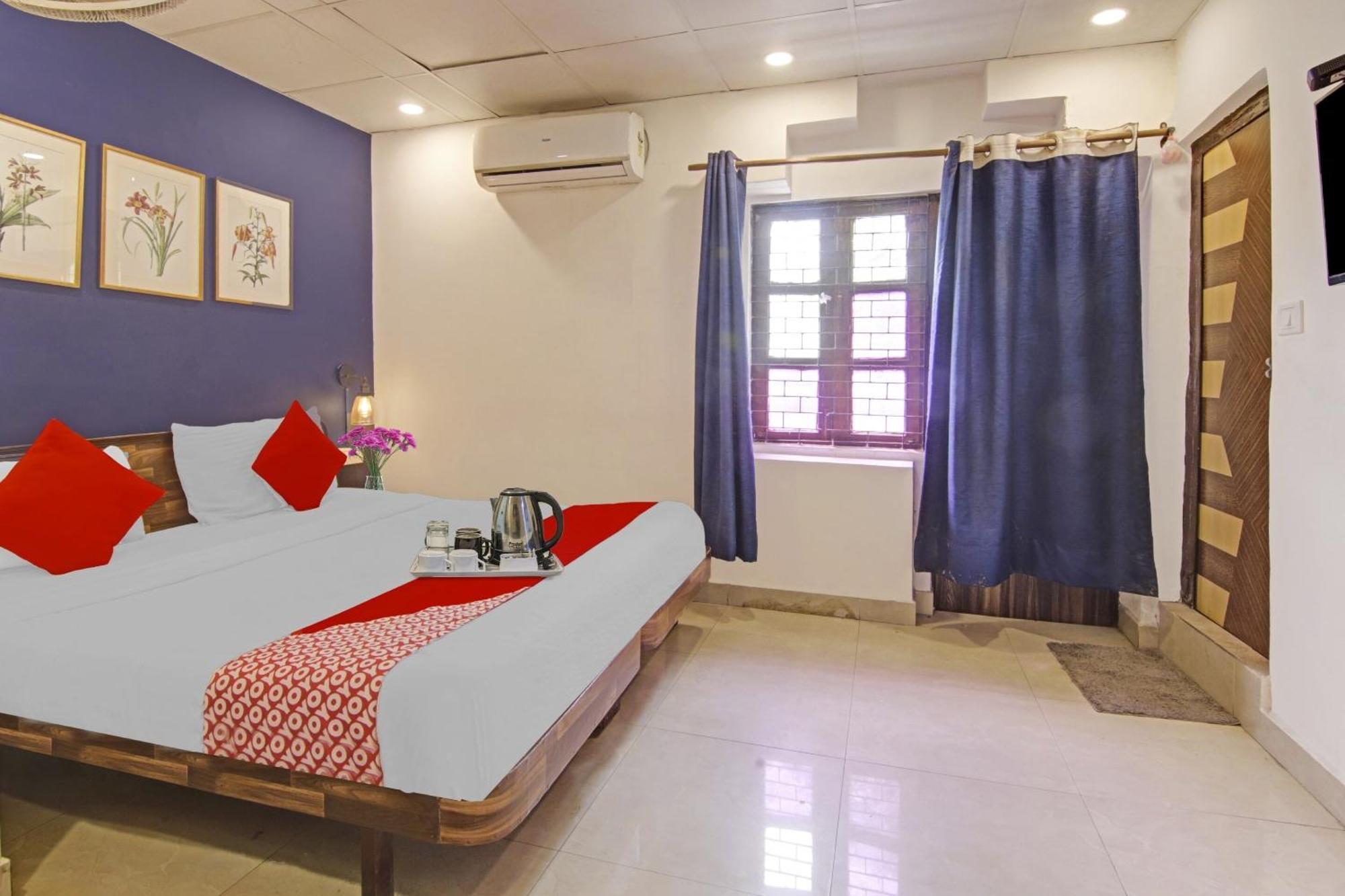 Hotel O The Premium New Delhi