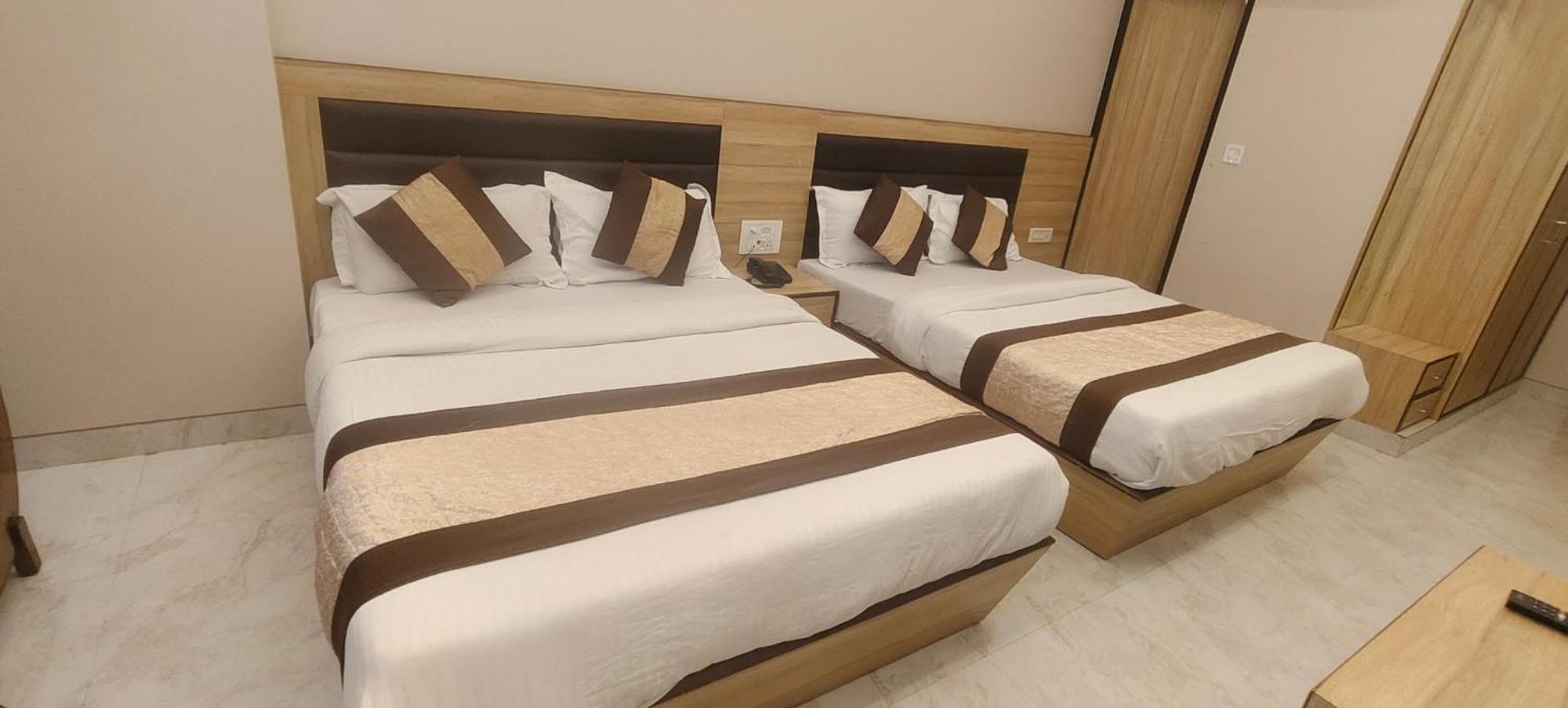 Express Hotel