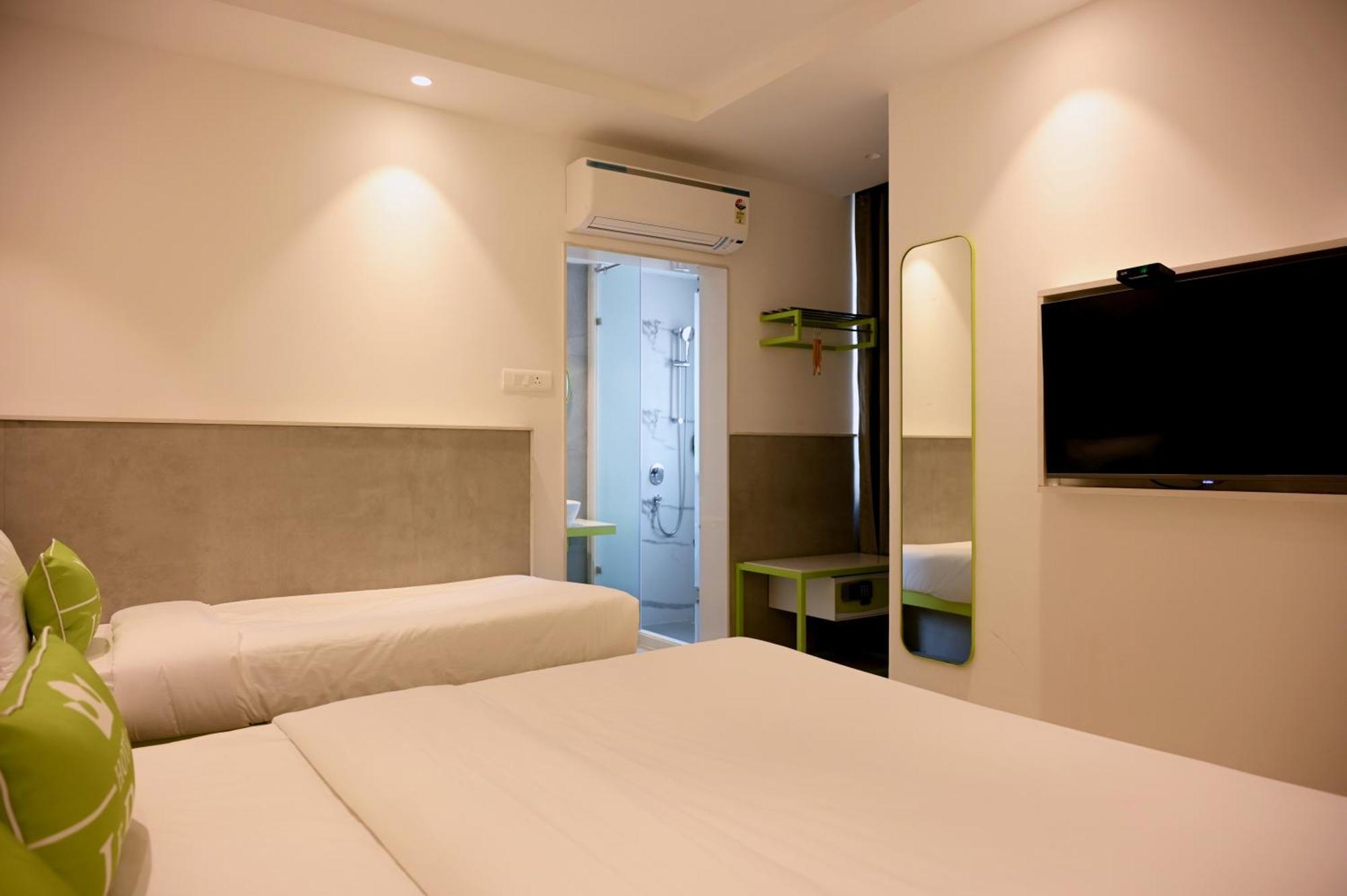 Le Roi Express Karol Bagh Hotel 3*