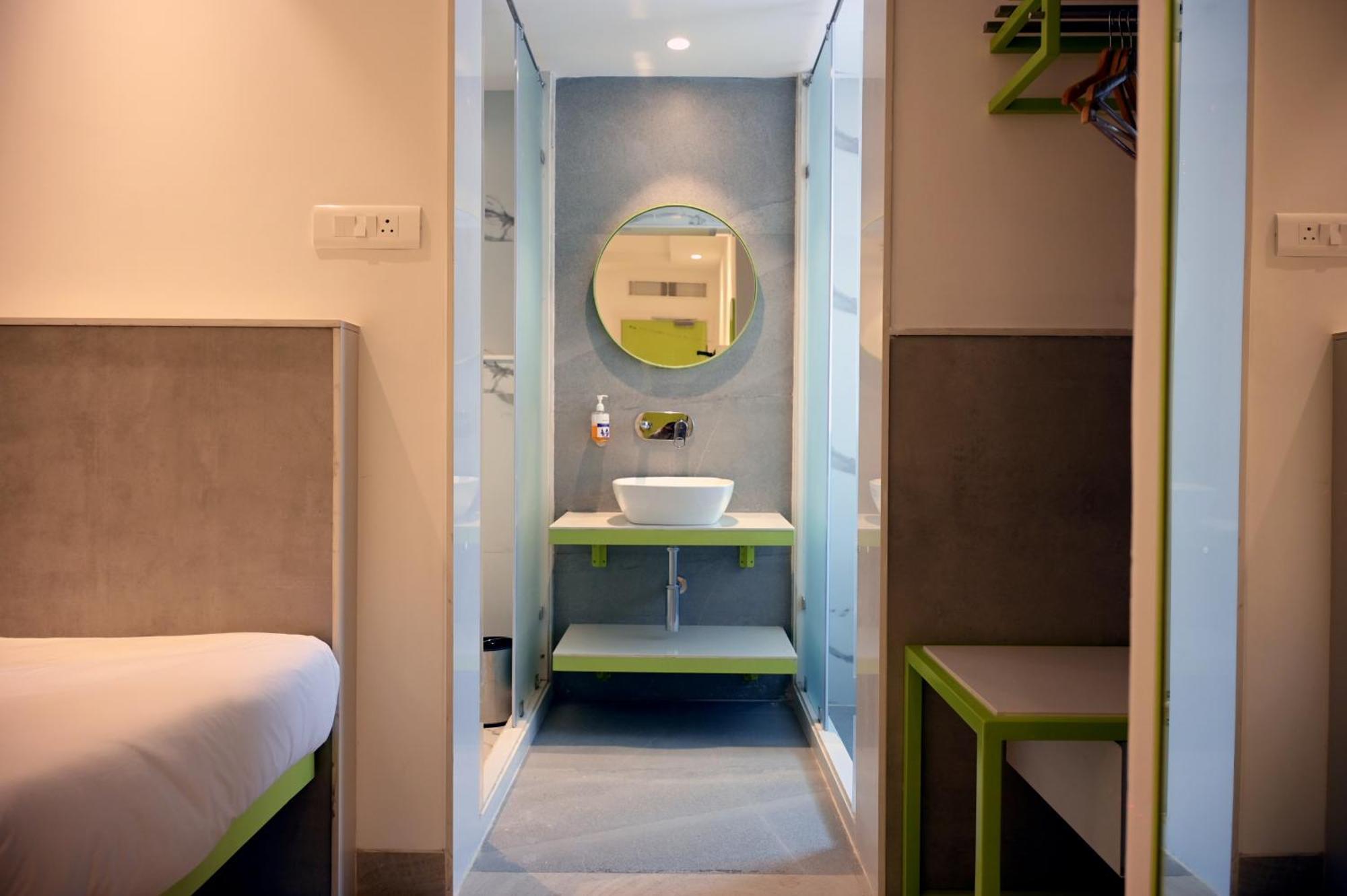 Le Roi Express Karol Bagh Hotel 3*