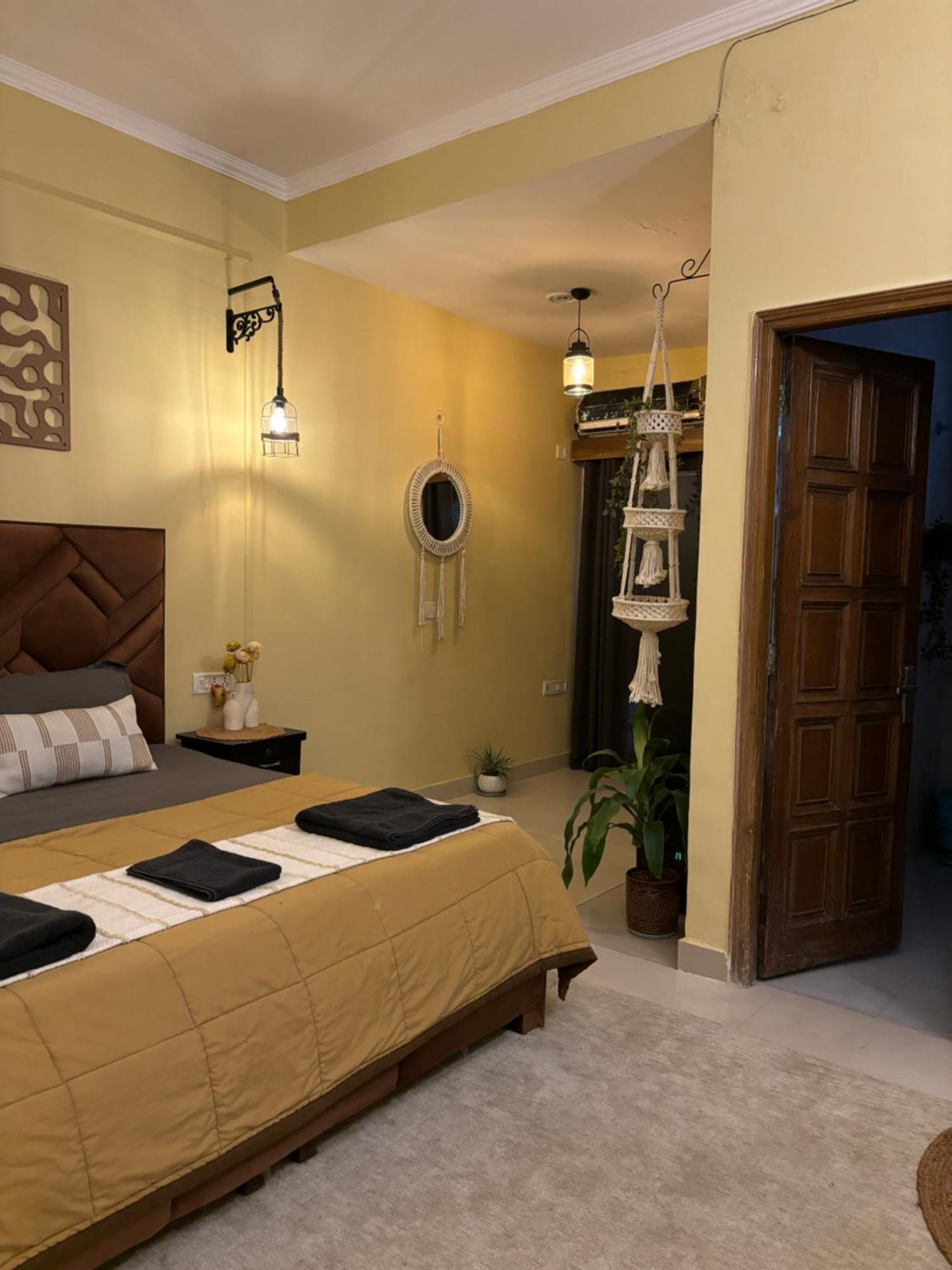 Atharva's Homestay Nehru Enclave * New Delhi
