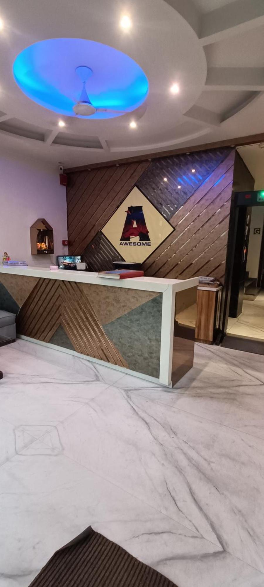 Awesome International Hotel