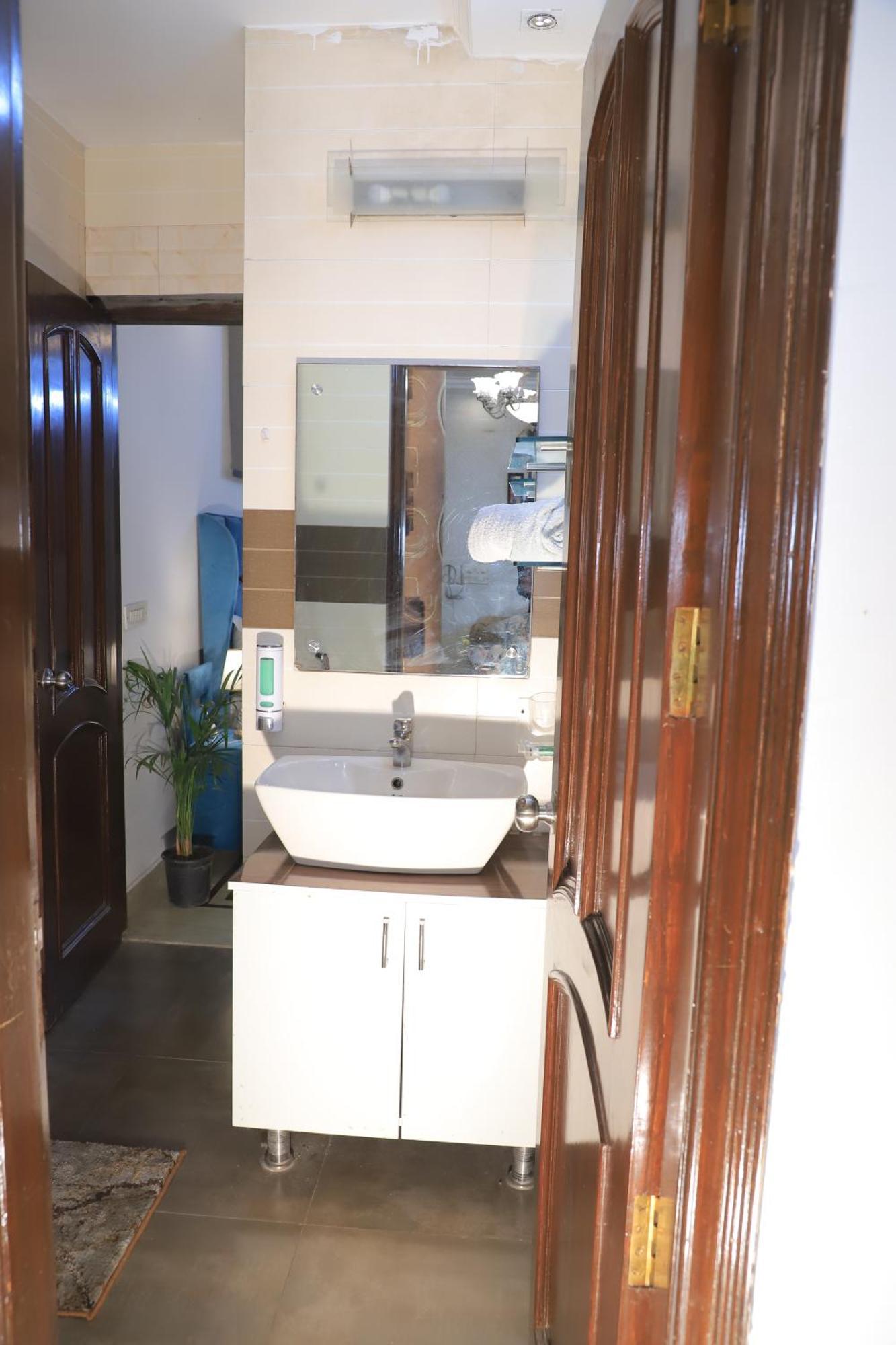 Apartamento Fortune Service 3bhk , D-198 Saket *