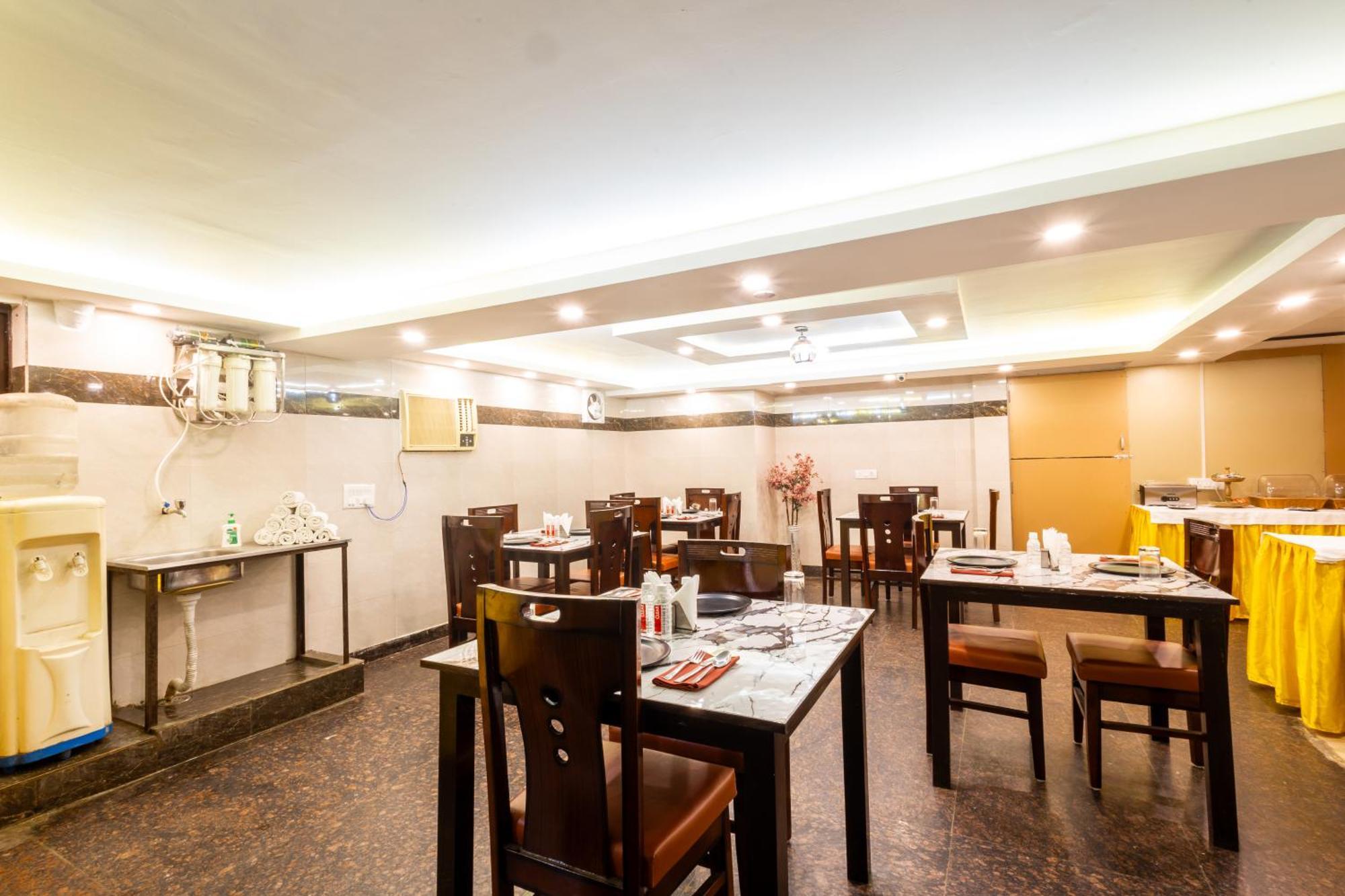 The Gold - Karol Bagh Hotel