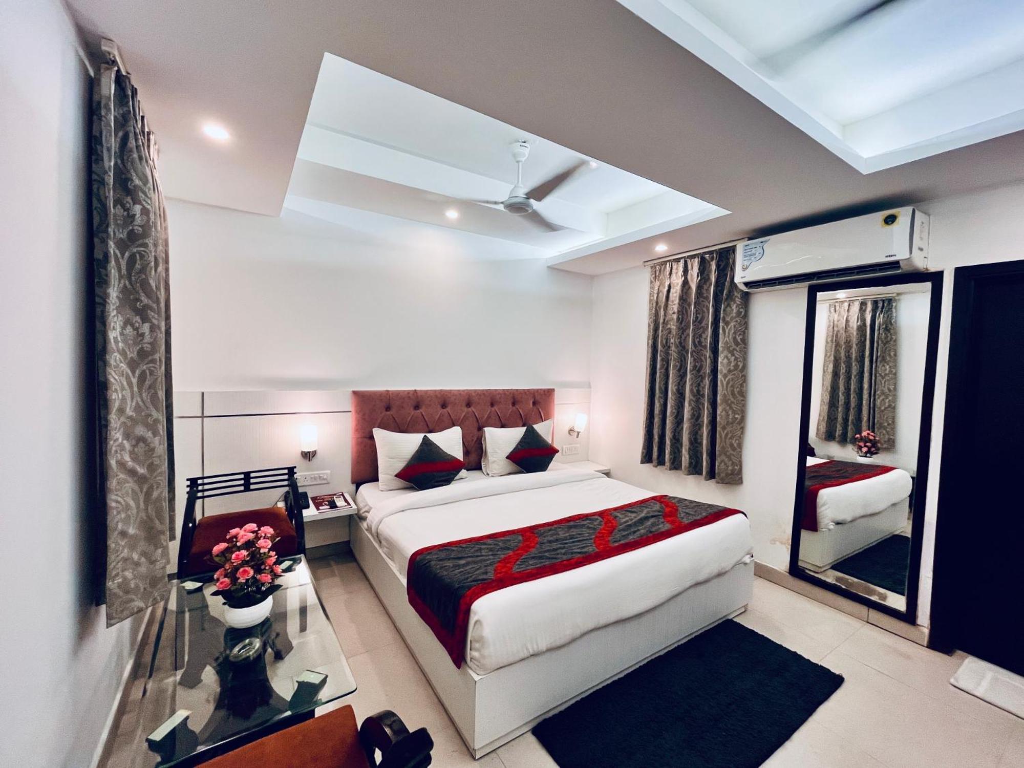 The Gold - Karol Bagh Delhi (National Capital Territory of India)