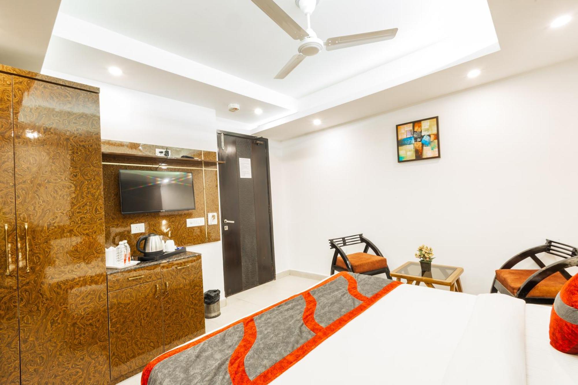The Gold - Karol Bagh Hotel