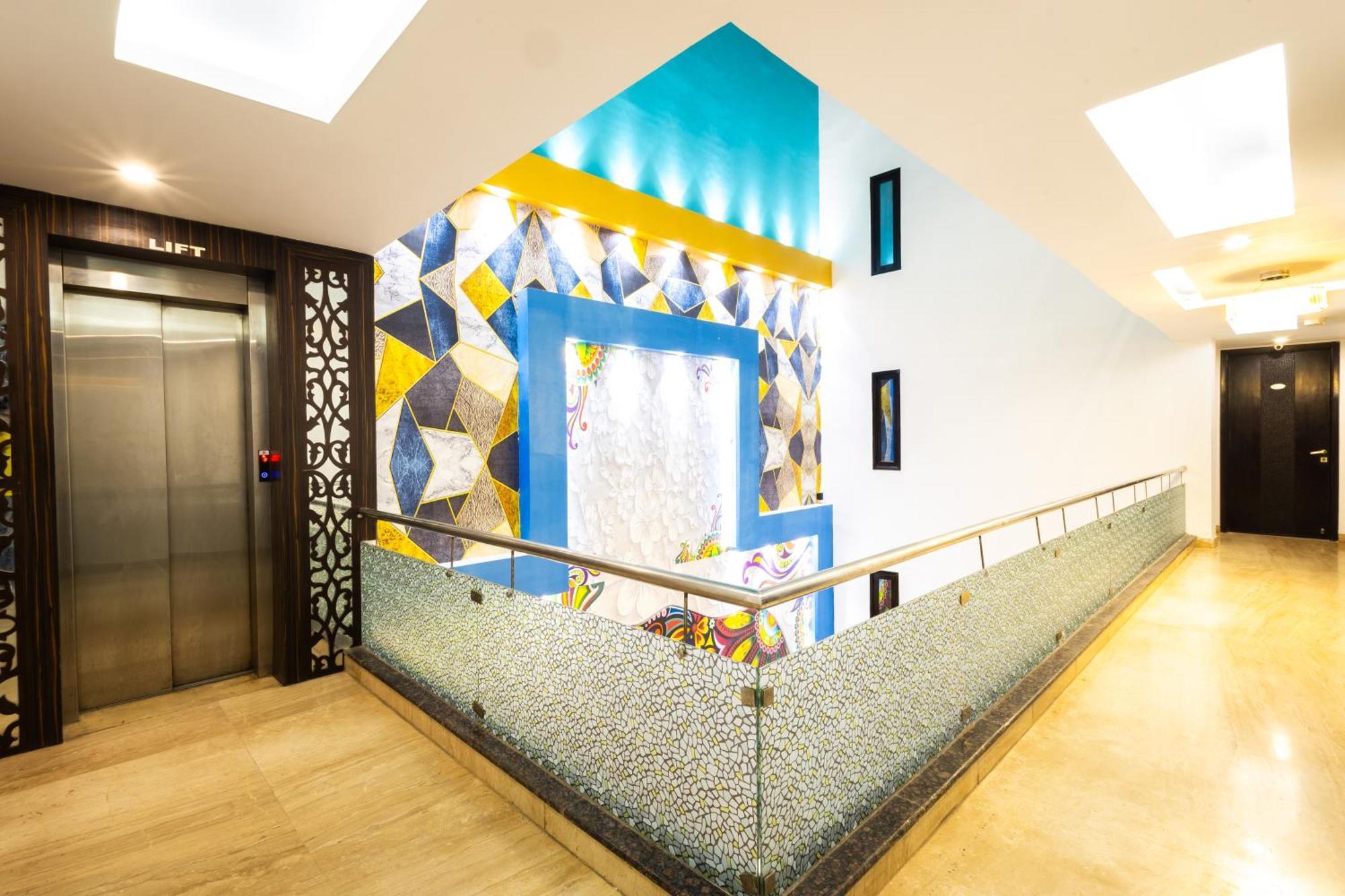 Hotel The Gold - Karol Bagh 3*