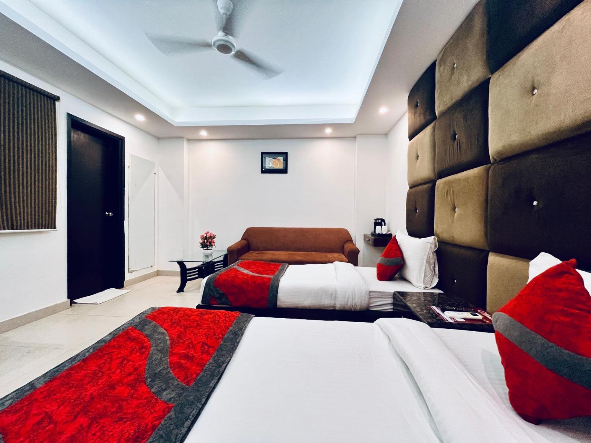 Hotel The Gold - Karol Bagh Delhi (National Capital Territory of India)