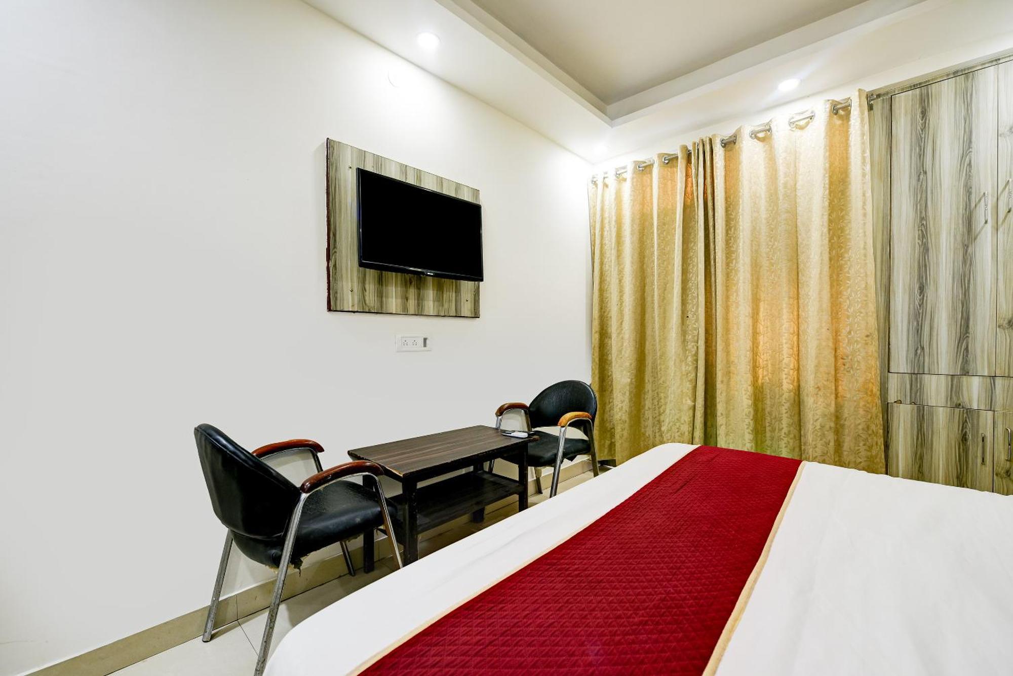 Hotel Lookout Delhi Igi Airport New Delhi