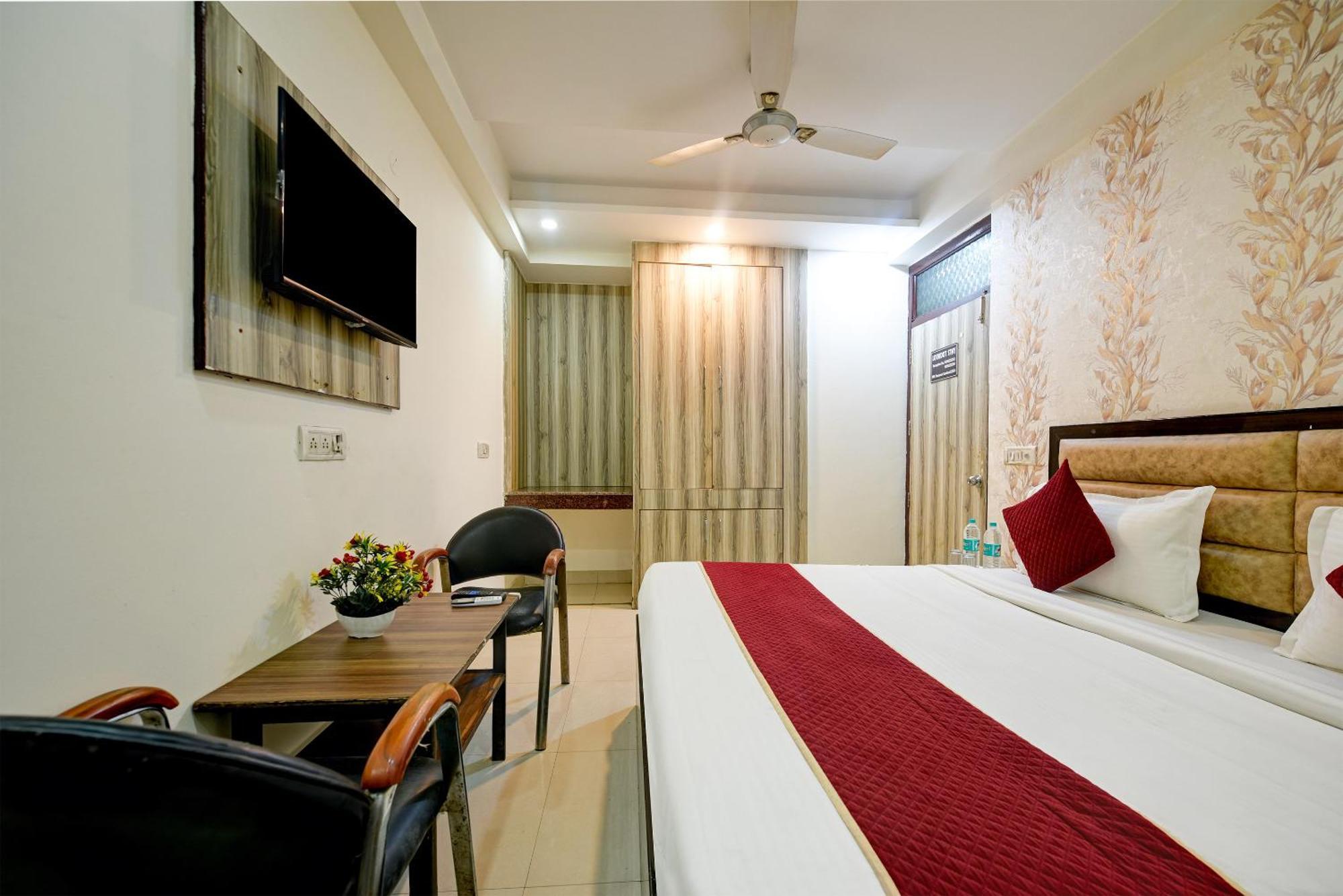 Hotel Lookout Delhi Igi Airport New Delhi