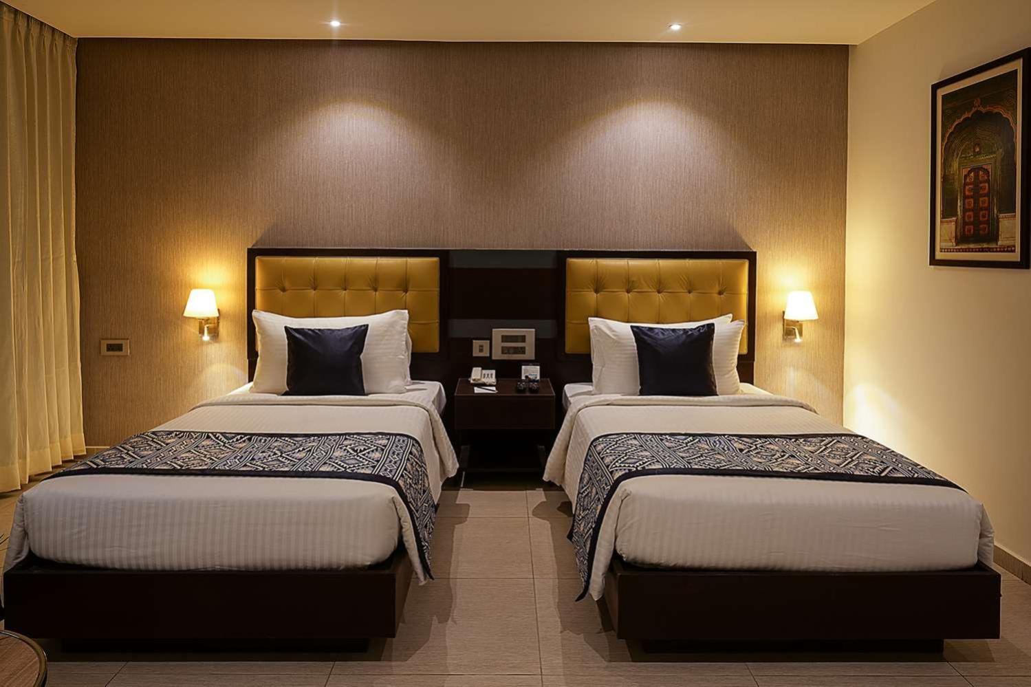 Hotel Ocean Near Delhi Airport