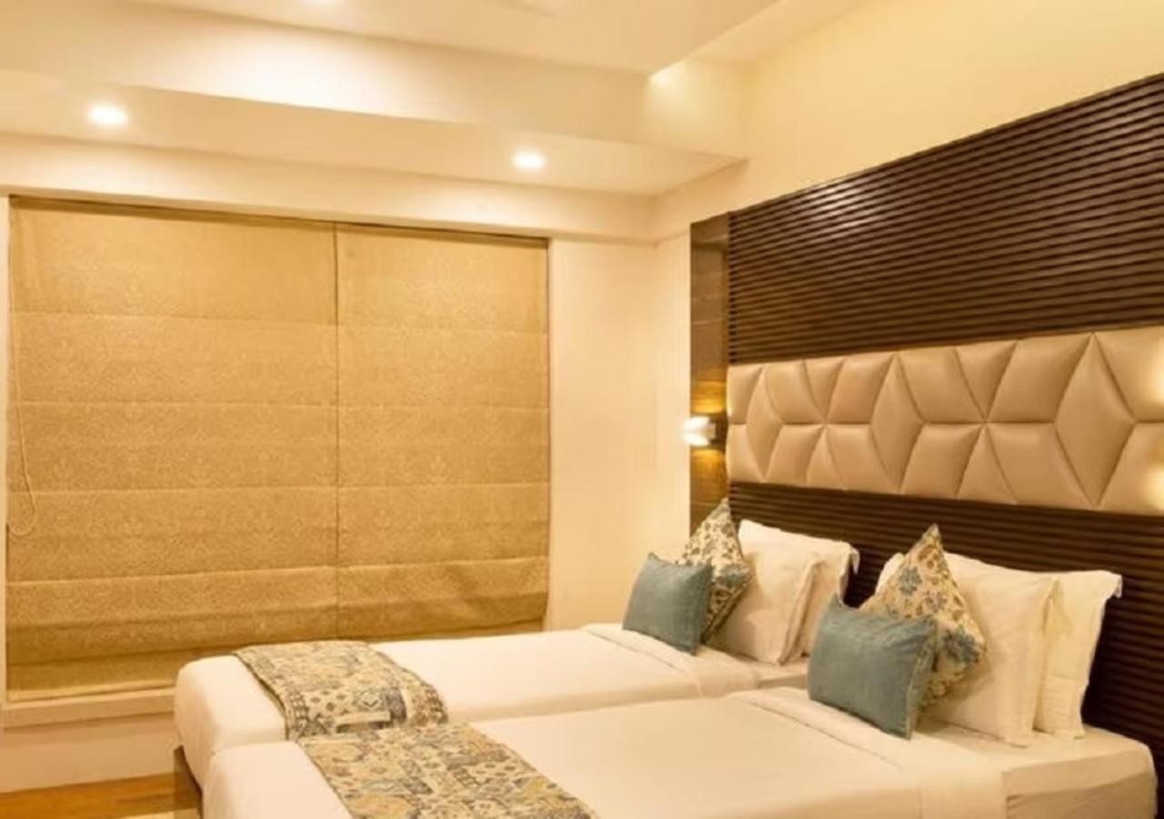 Seven Near Delhi Airport Hotel Nova Deli
