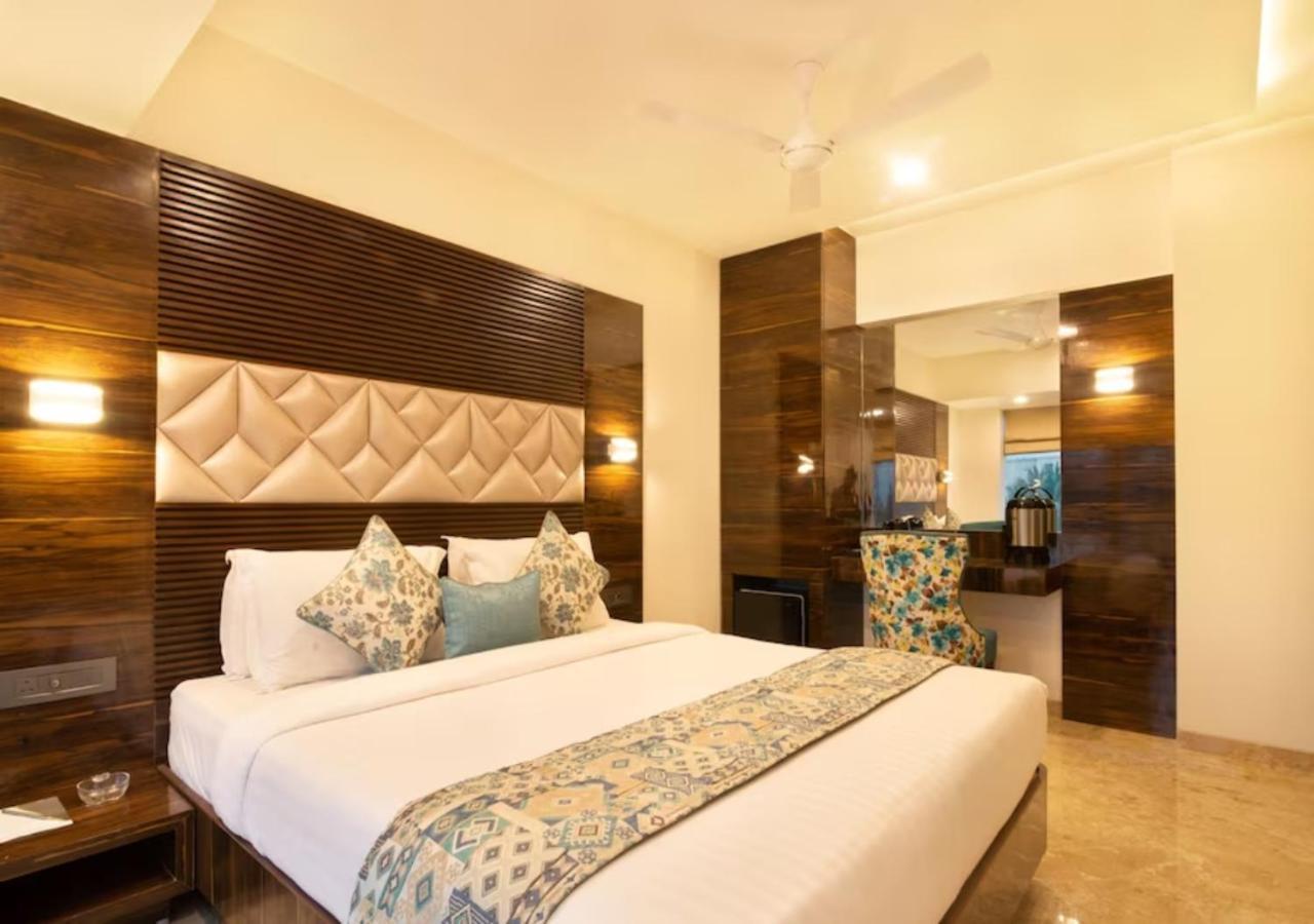 Seven Near Delhi Airport